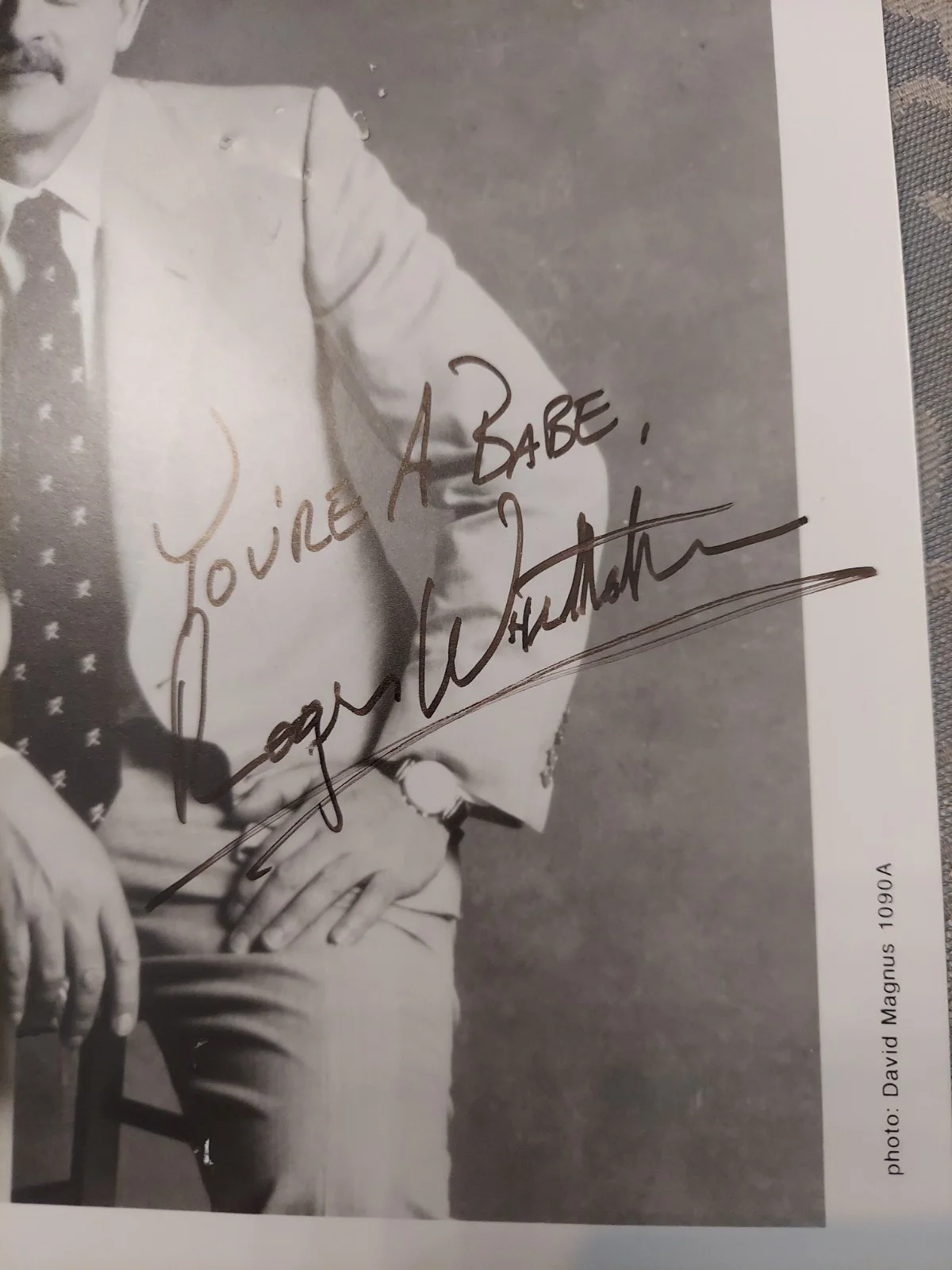 Roger Whittaker autographed 8 x 10 Capitol Nashville, image 3