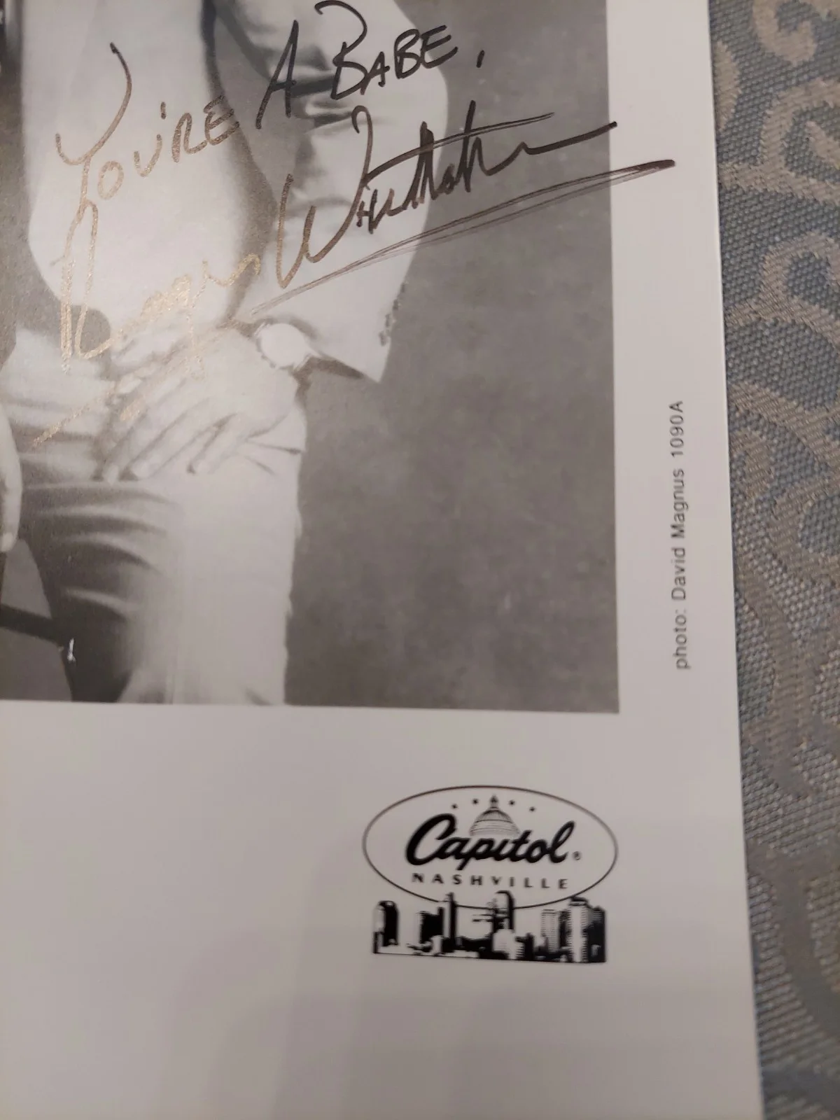Roger Whittaker autographed 8 x 10 Capitol Nashville, image 4