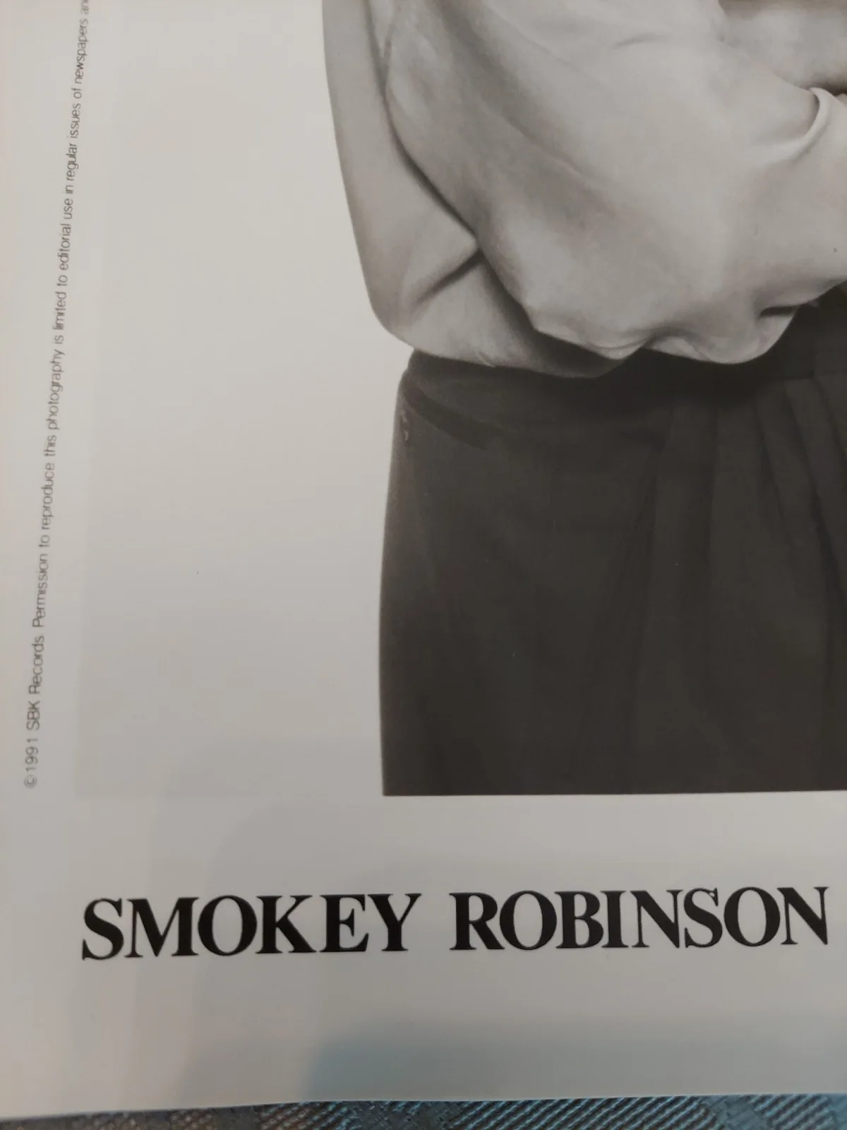 Smokey Robinson Autographed photograph SBK RECORDS 1991 to Lesa, изображение 4