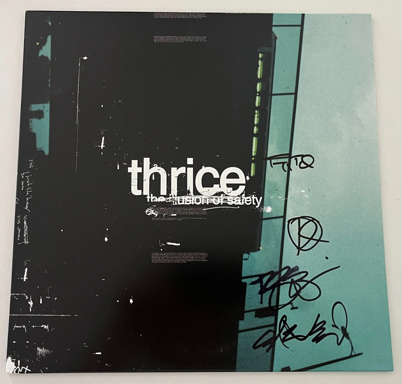 THRICE BAND SIGNED AUTOGRAPH THE ILLUSION OF SAFETY VINYL w/EXACT PROOF & COA, изображение 2
