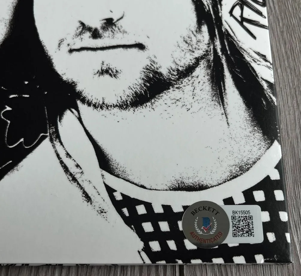 HAYLEY WILLIAMS SIGNED PARAMORE RIOT! RIOT VINYL LP w/EXACT PROOF & BECKETT COA, изображение 5