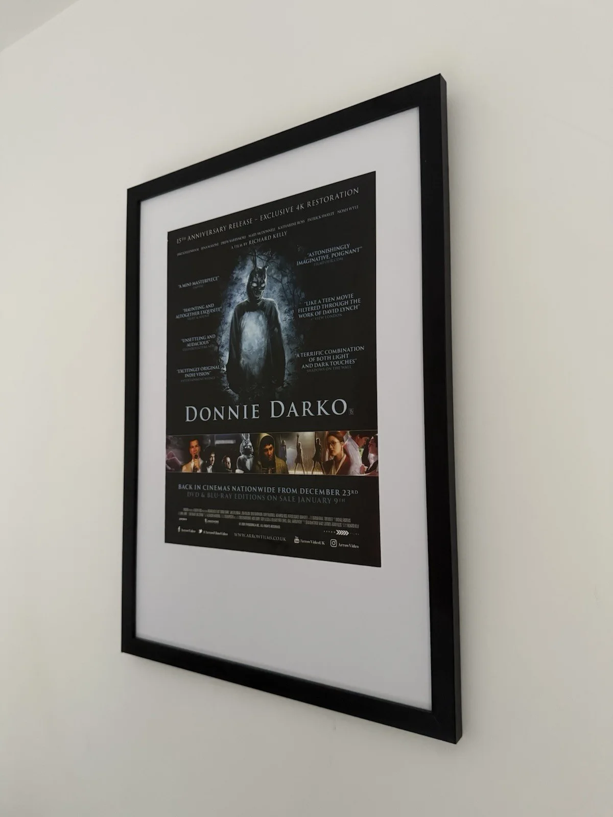 Donnie Darko Original Cinema Advert Framed A3 Frank Rabbit Movie Poster, изображение 2