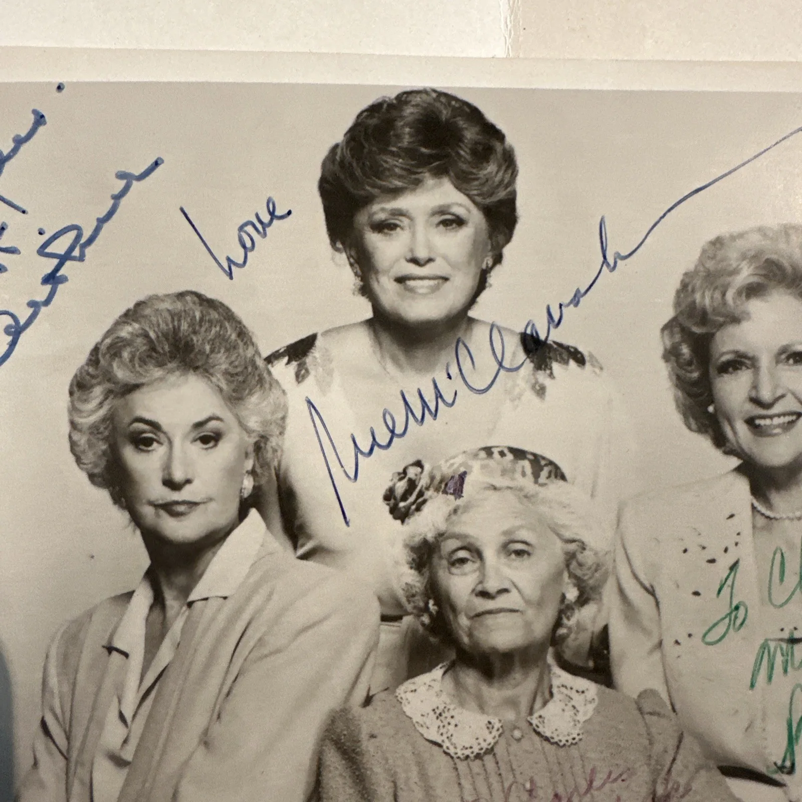 Betty White — The Golden Girls Signed Photo Display Bea Arthur Betty White Estelle Getty Rue, изображение 3