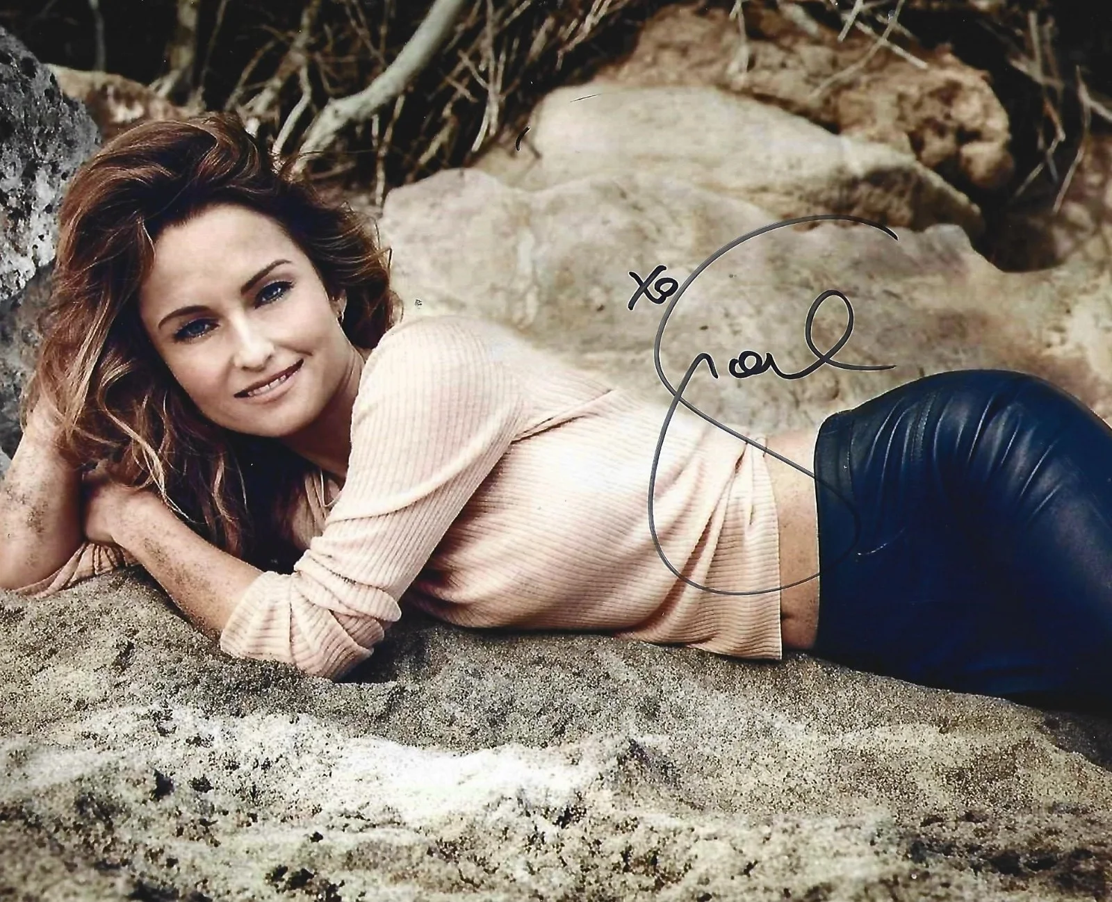 Giada De Laurentiis — TELEVISION PERSONALITY GIADA DE LAURENTIIS SIGNED 8X10 FOOD NETWORK CHEF HOT!