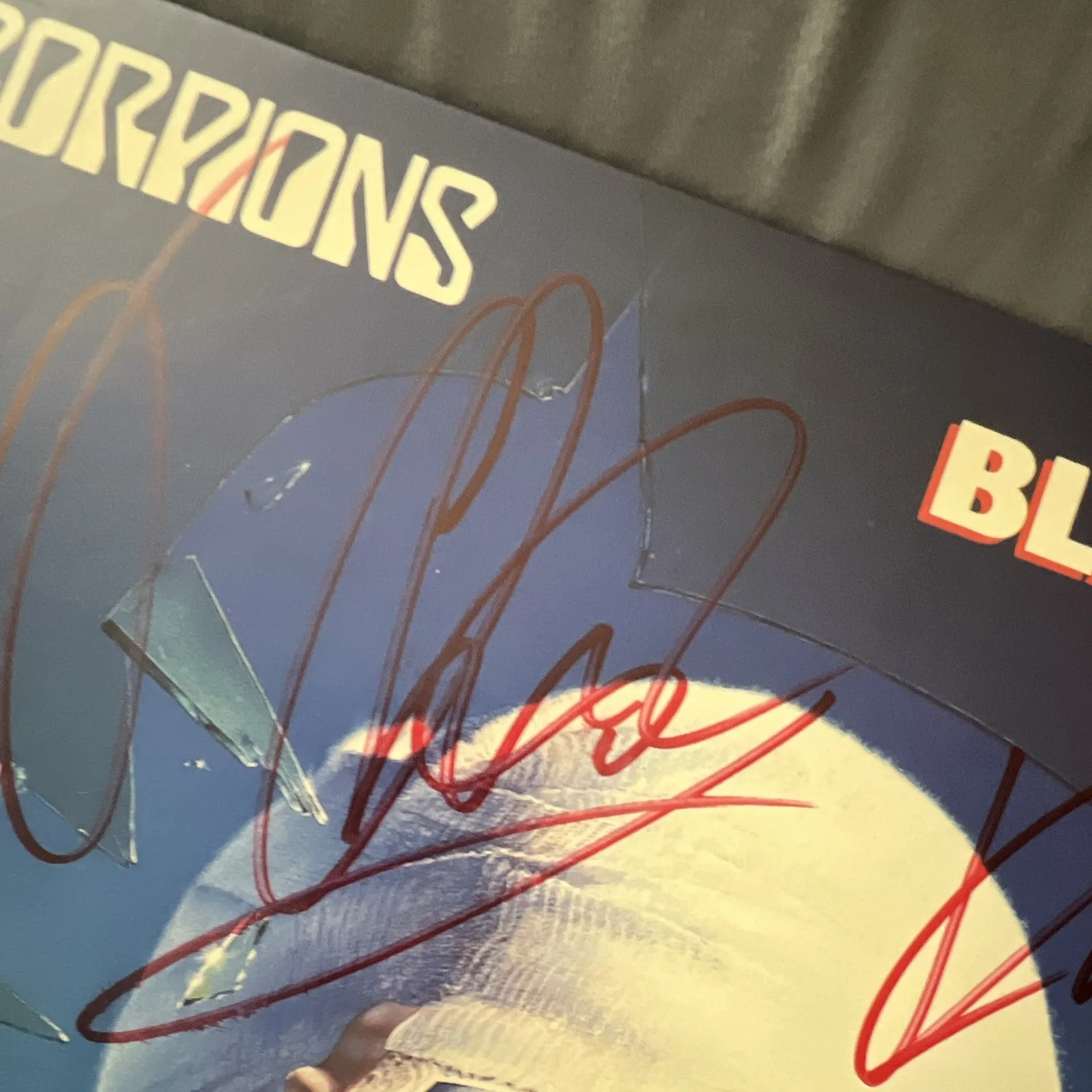 Framed Scorpions Blackout Signed Autographed Vinyl LP Record Original, image 5