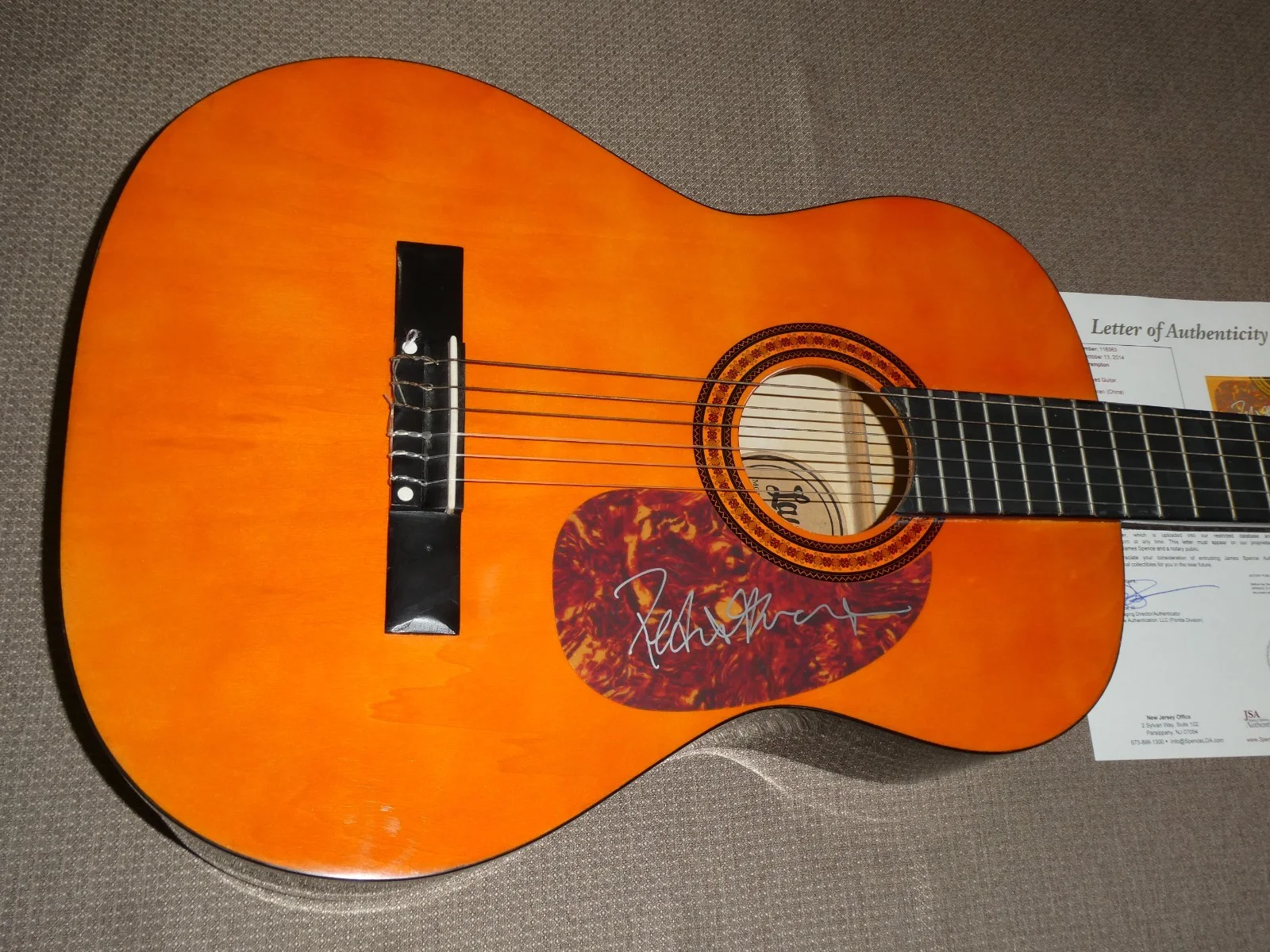 Peter Frampton Hand Signed Lauren Guitar JSA LOA #Y01756 Full Size Acoustic Used, изображение 3