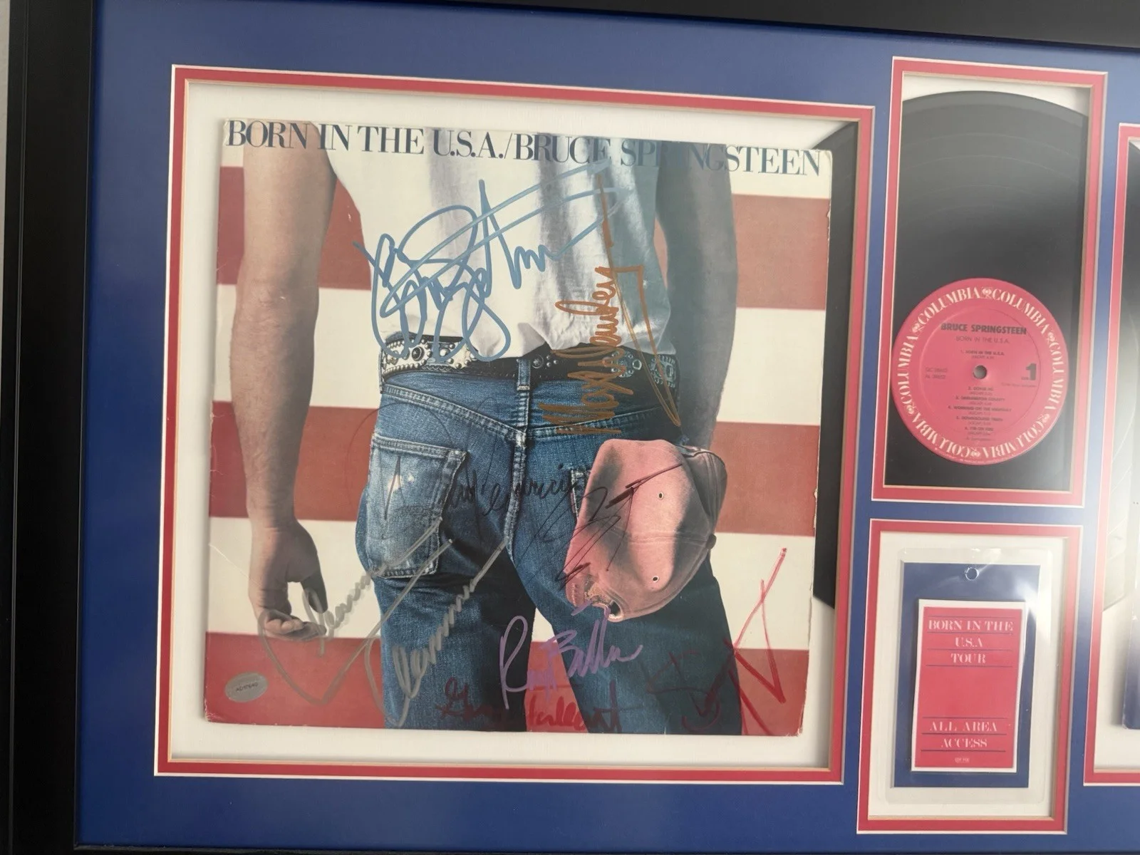 Bruce Springsteen Born in the U.S.A. Signed Record Album Cover Framed Display, image 2