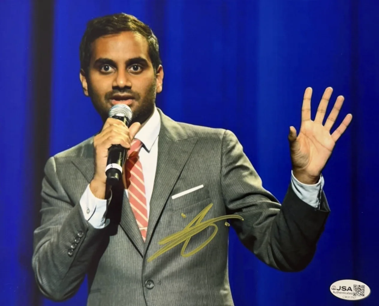 Aziz Ansari — Aziz Ansari Signed Autographed 8x10 Photo Actor Comedian JSA Certified