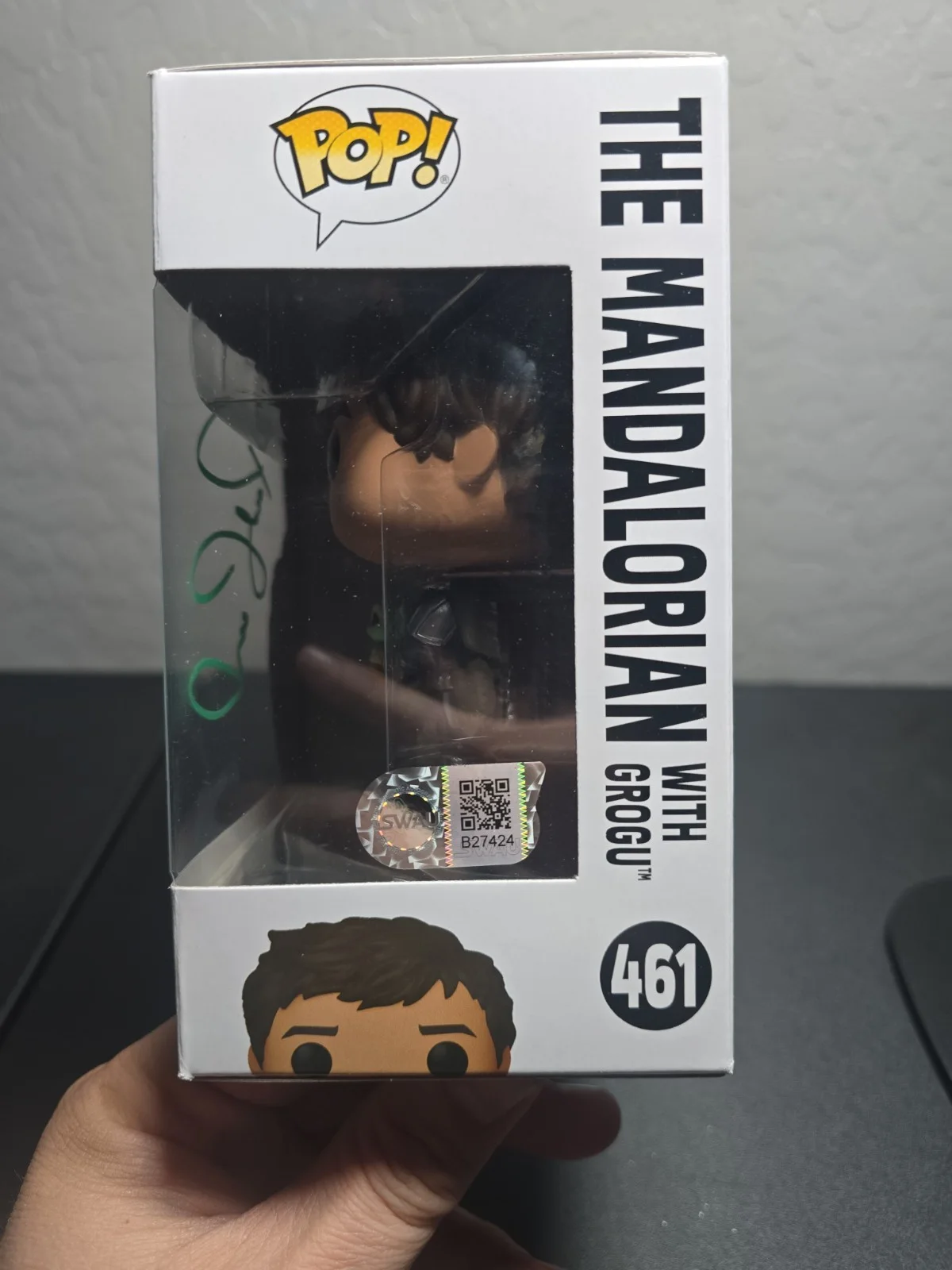Pedro Pascal — Pedro Pascal Signed Funko Pop #461 The Mandalorian Star Wars SWAU Certified Auto, изображение 2