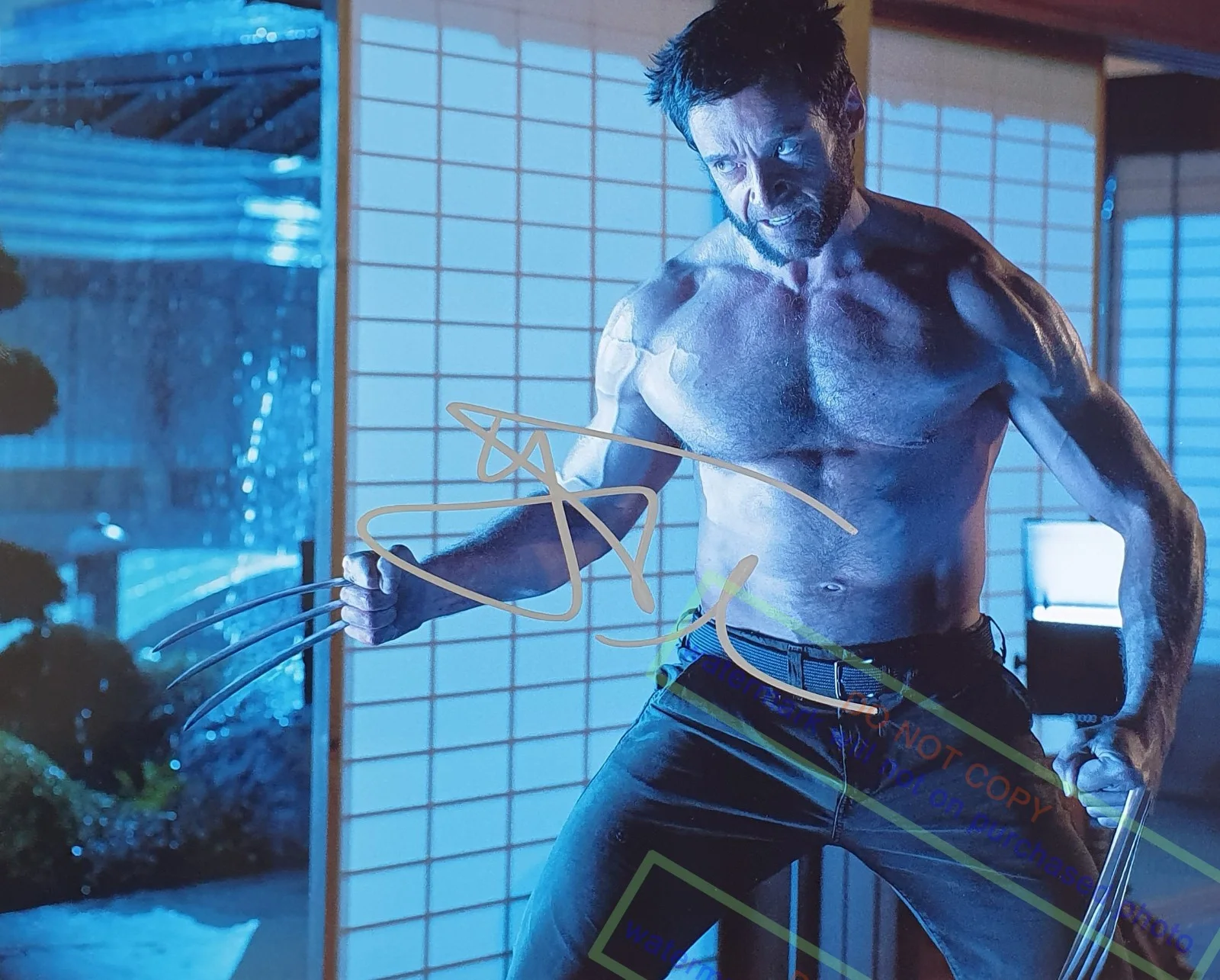 HUGH JACKMAN — HUGH JACKMAN Signed Autographed 8X10 Photo