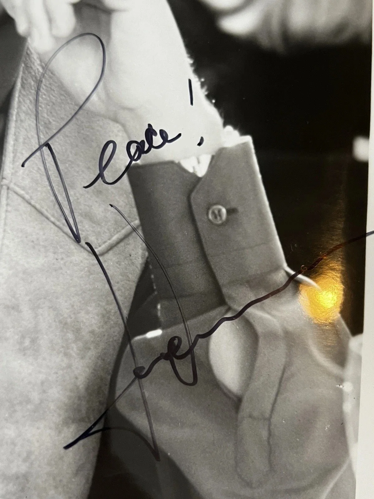 John Denver Signed 8x10 RCA Promo Photo w/ PSA/DNA LOA, изображение 2