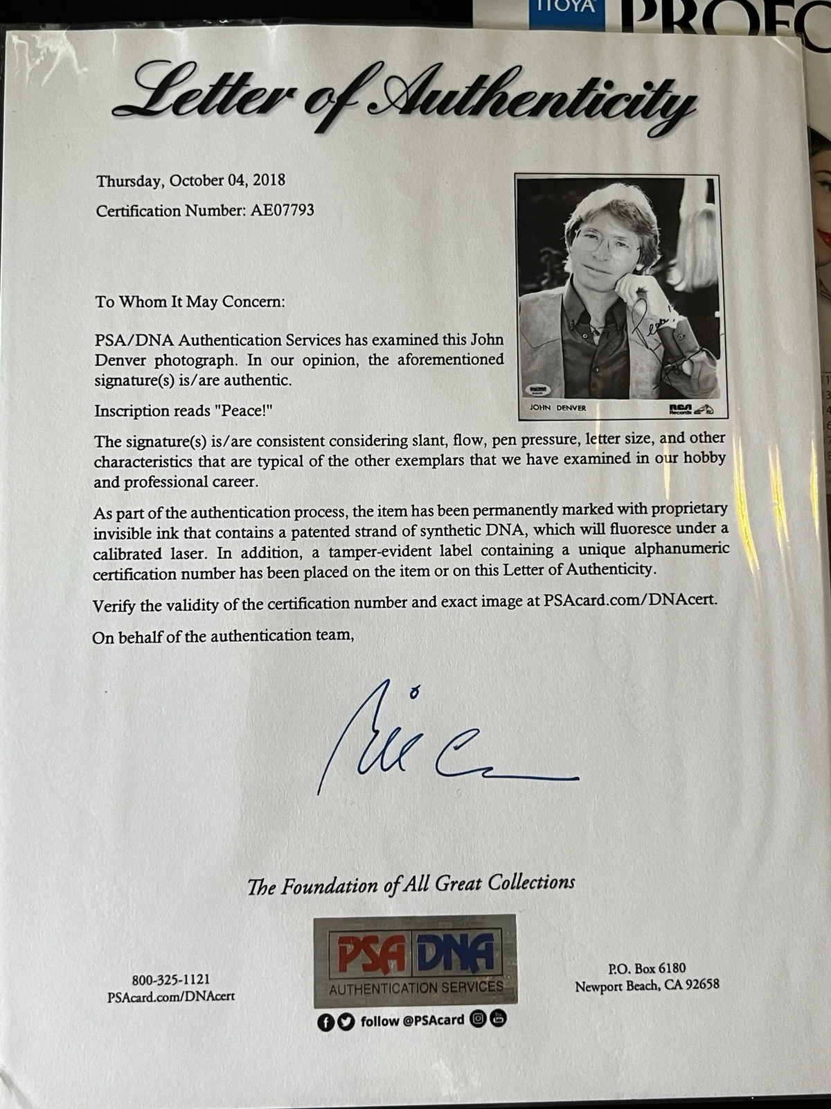 John Denver Signed 8x10 RCA Promo Photo w/ PSA/DNA LOA, изображение 4