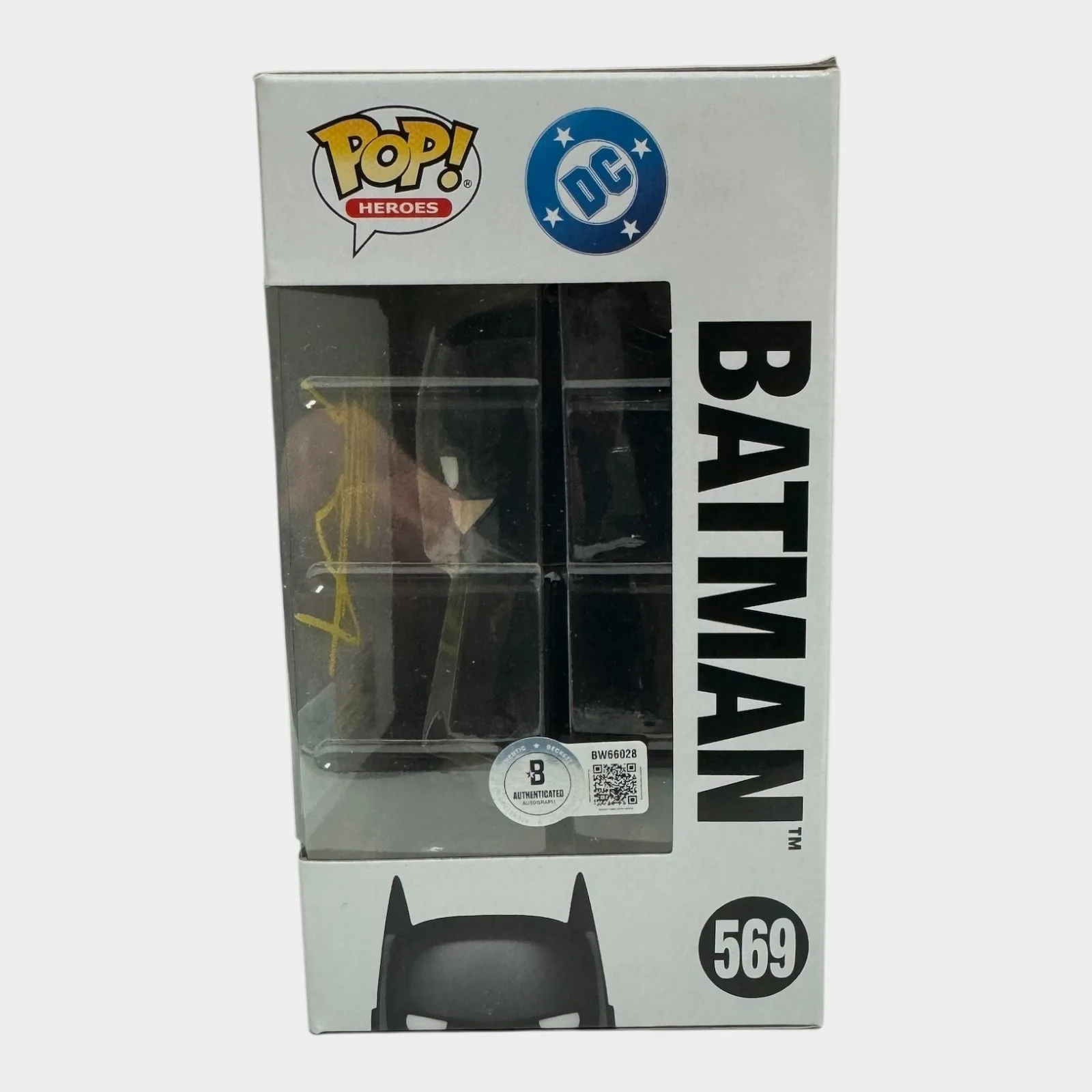 CHRISTIAN BALE — Christian Bale Signed Autograph Batman Funko Pop 569 Beckett Bas The Dark Knight, image 2