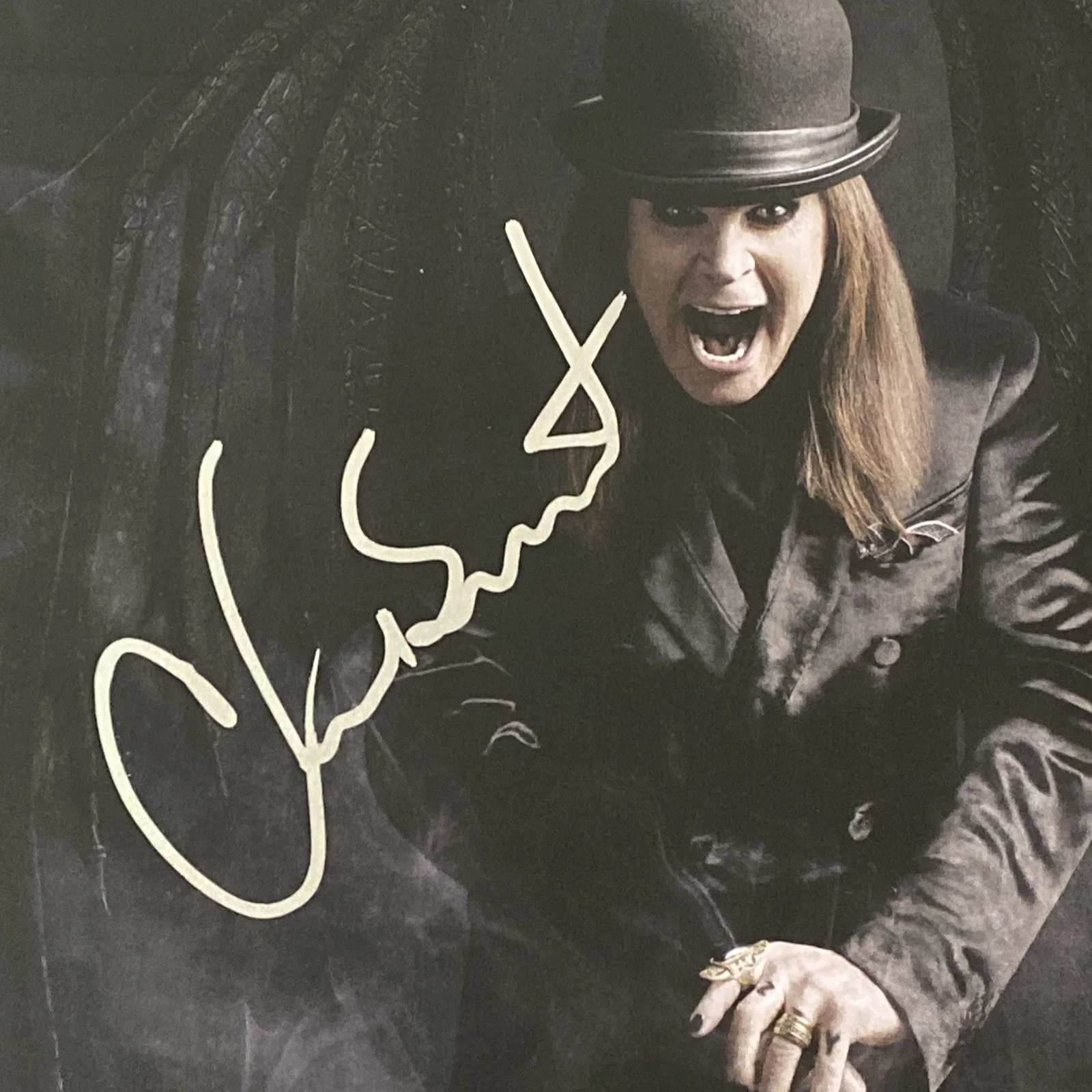 Chad Smith Autographed Vinyl Album 'Ordinary Man' Ozzy Osboure Featured, image 2