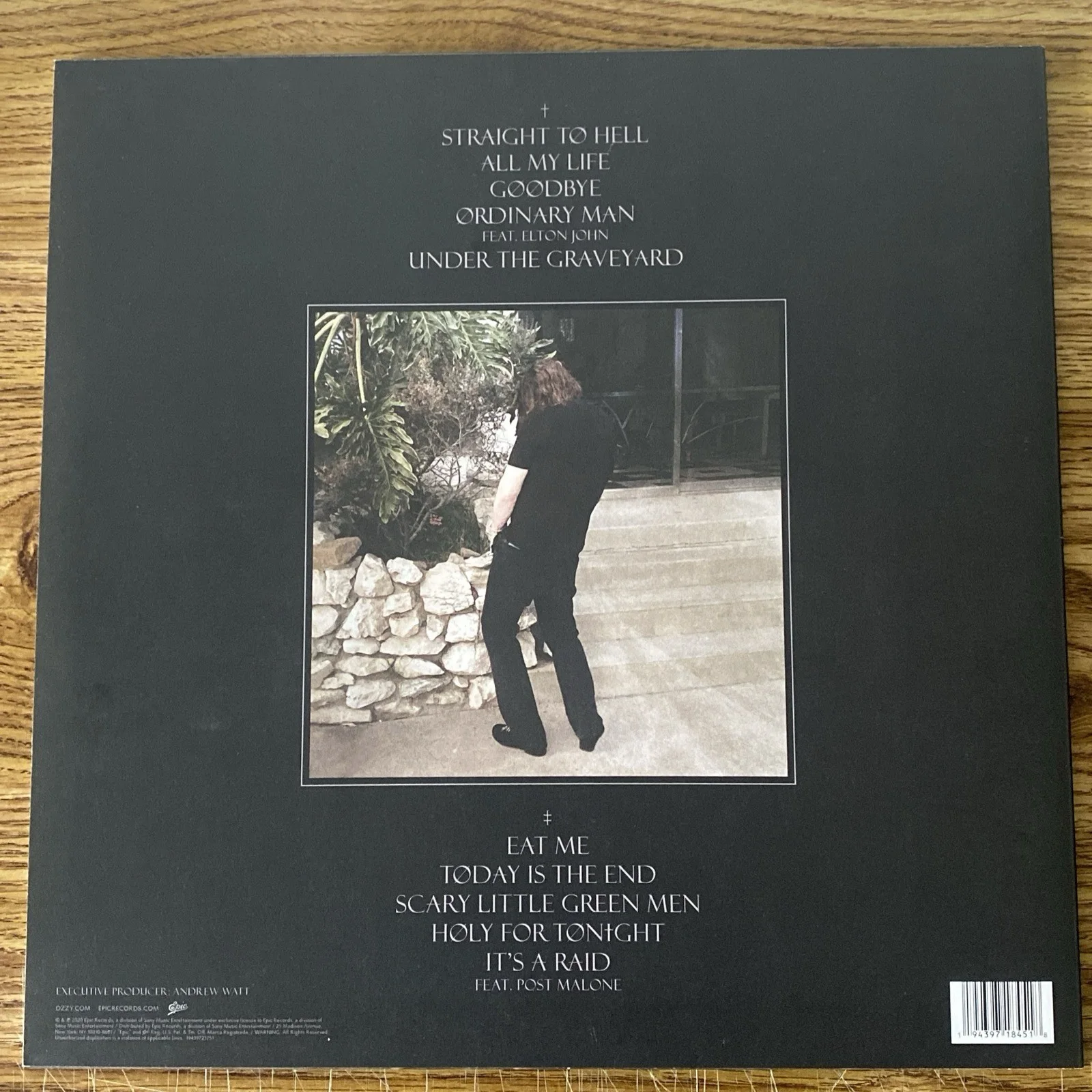 Chad Smith Autographed Vinyl Album 'Ordinary Man' Ozzy Osboure Featured, image 3