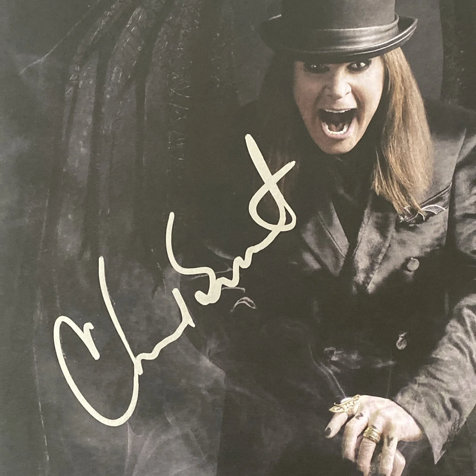 Chad Smith Autographed Vinyl Album 'Ordinary Man' Ozzy Osboure Featured, image 2