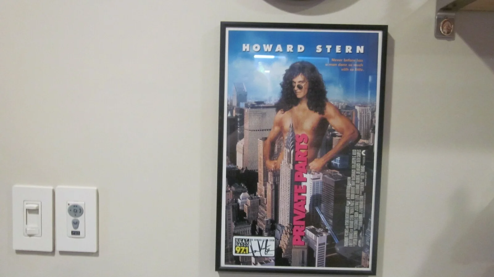 HOWARD STERN AUTOGRAPHED FRAMED PRIVATE PARTS MINI MOVIE POSTER PROMO 0-25=, изображение 3