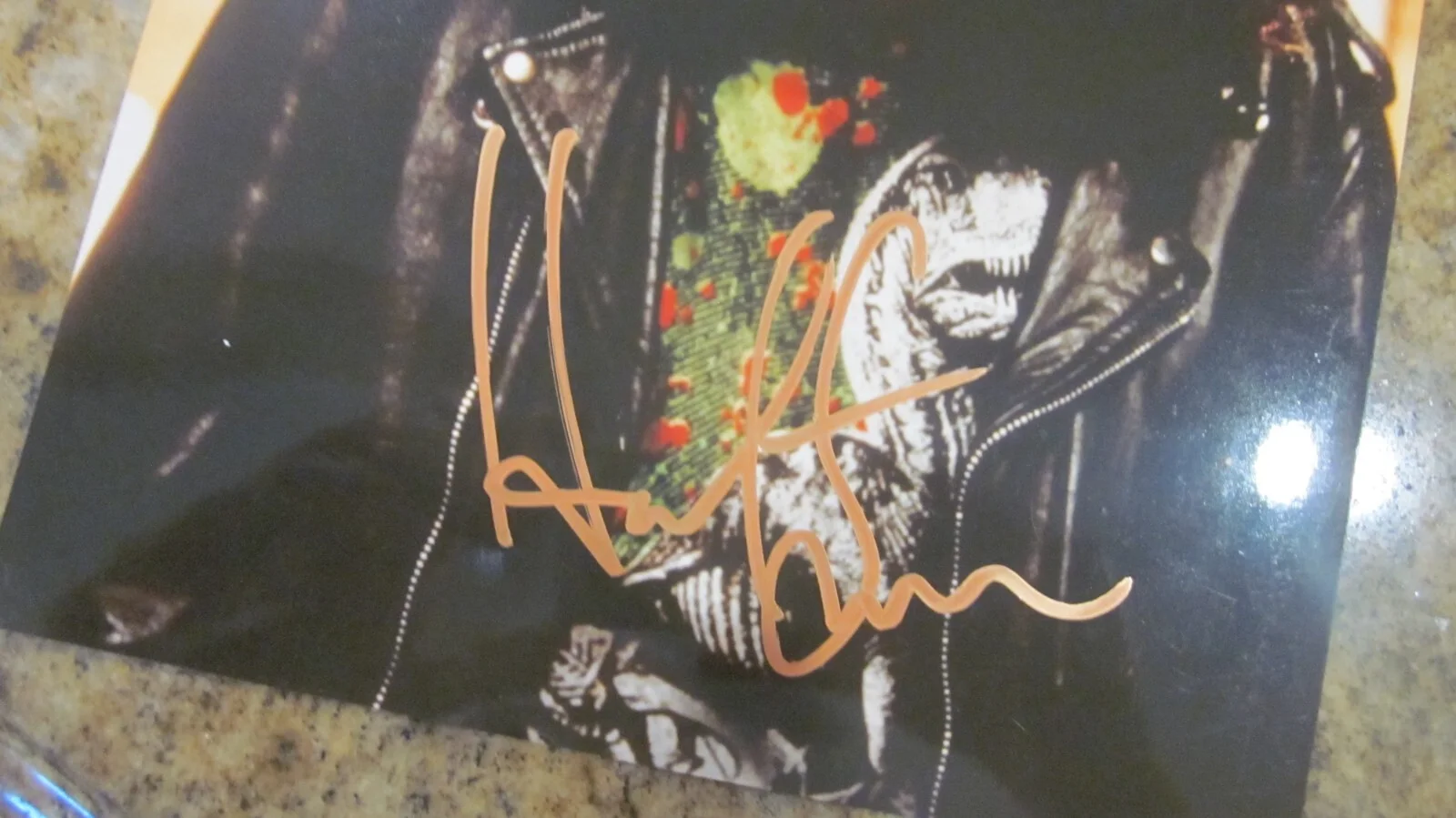 HOWARD STERN AUTOGRAPHED 8X10 CLASSIC PHOTO 08032022, image 2