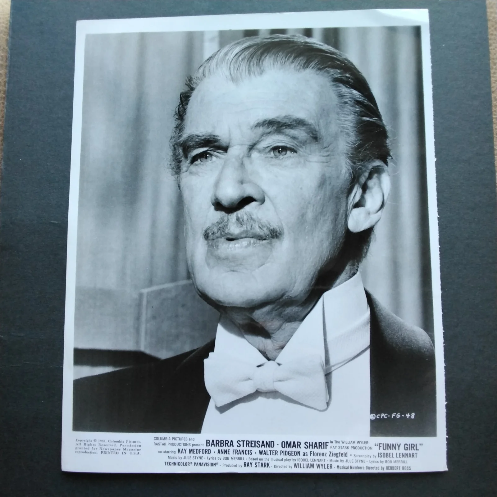 Walter Pidgeon SIGNED Card Photo Actor Mrs. Miniver Forbidden Planet Funny Girl, изображение 5