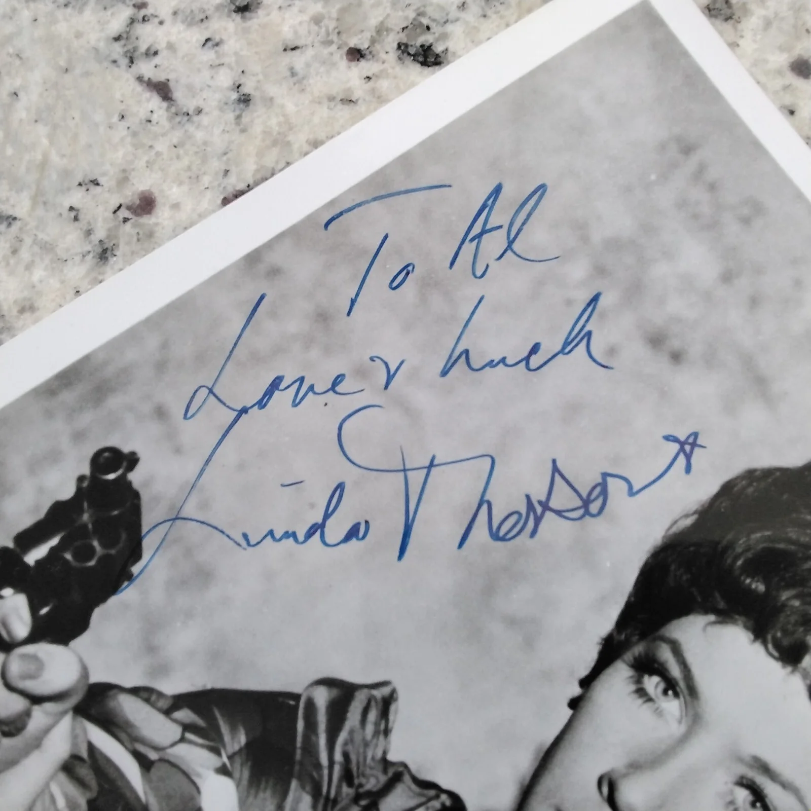 Linda Thorson SIGNED Photo Movie TV Actress The Avengers Sweet Liberty Valentino, изображение 4