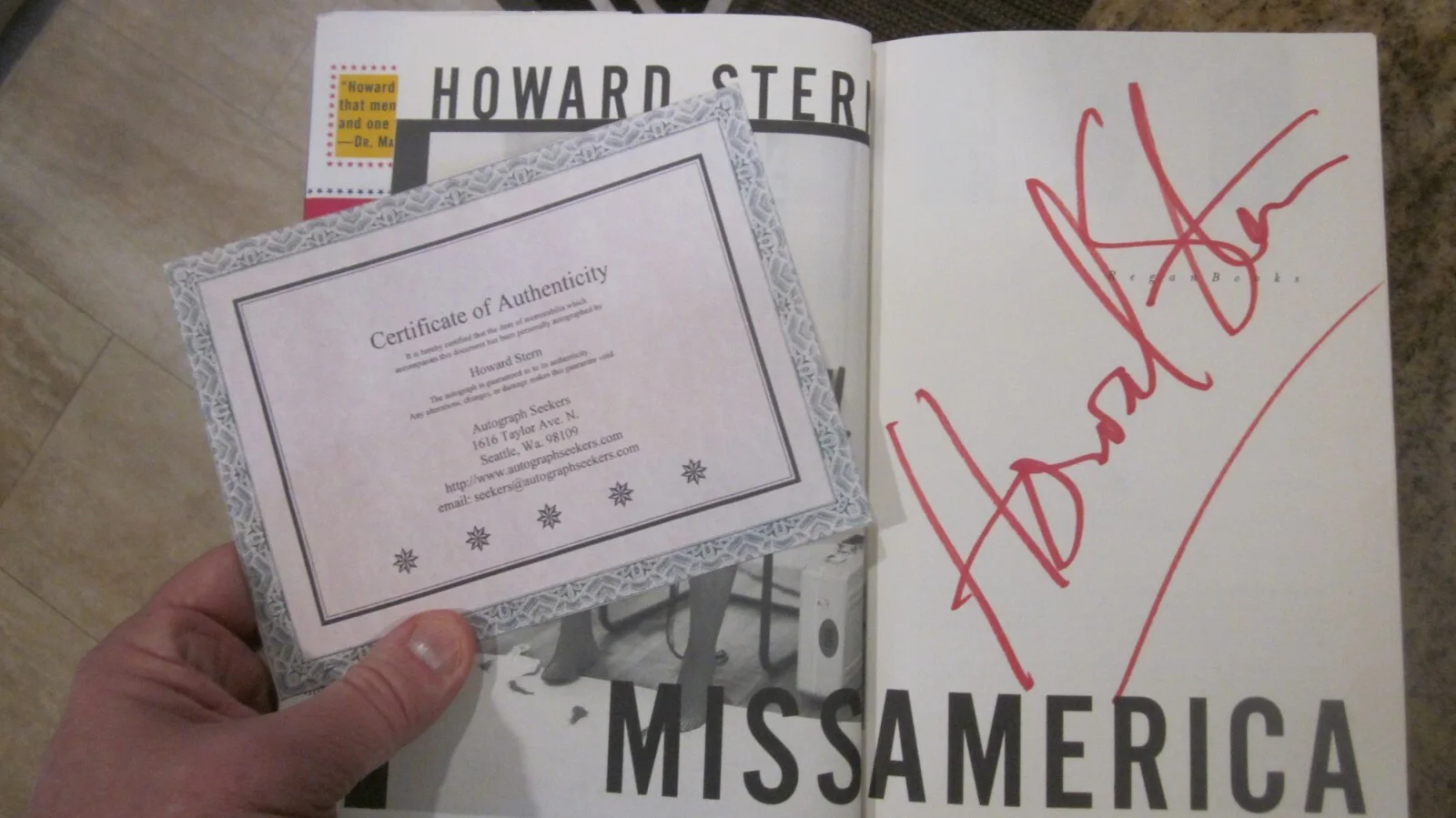 HOWARD STERN & ROBIN QUIVERS AUTOGRAPHED BOOKS (40922), image 3