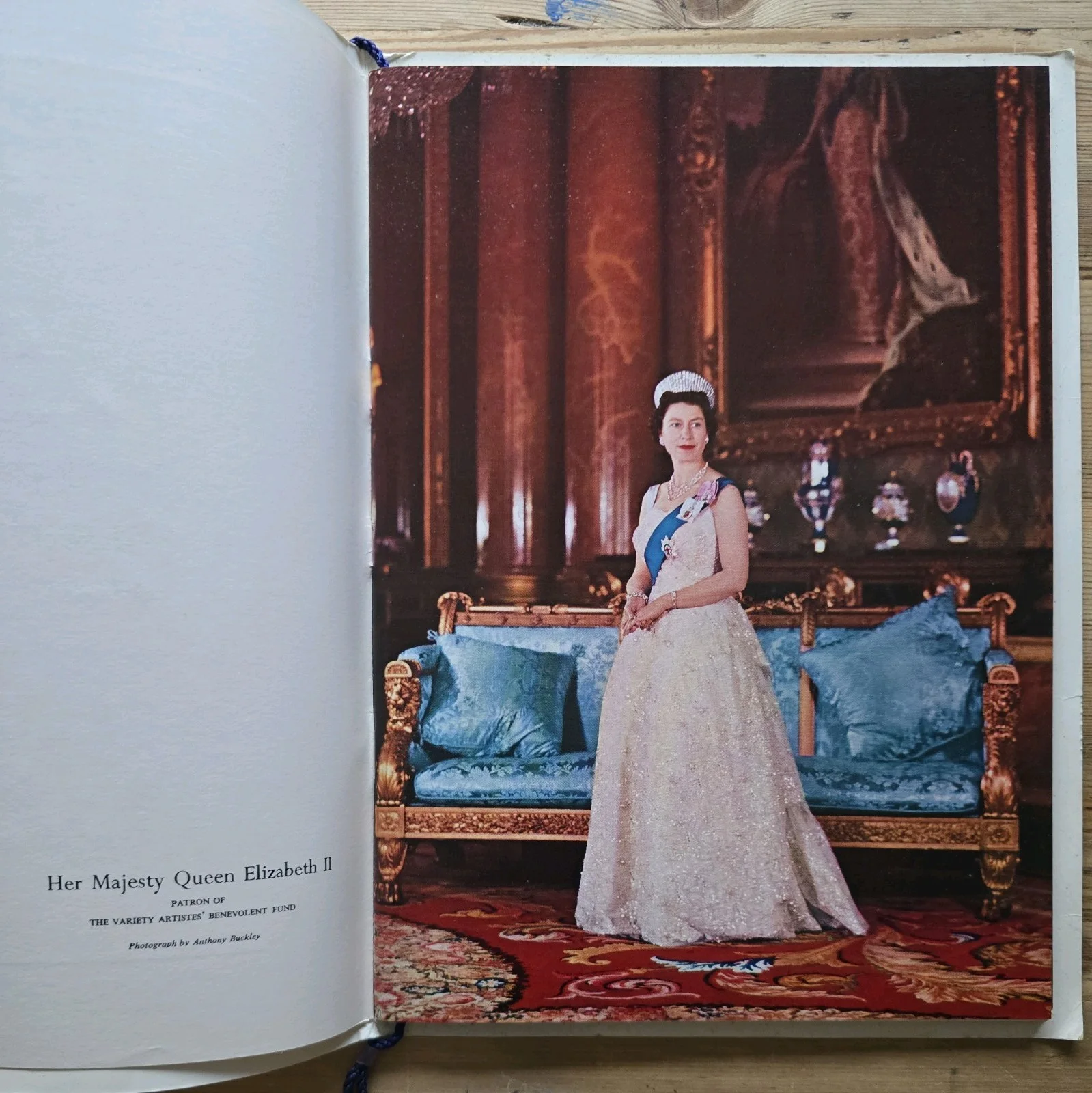 Royal Variety Performance 1969 original programme Tom Jones Danny La Rue, image 3