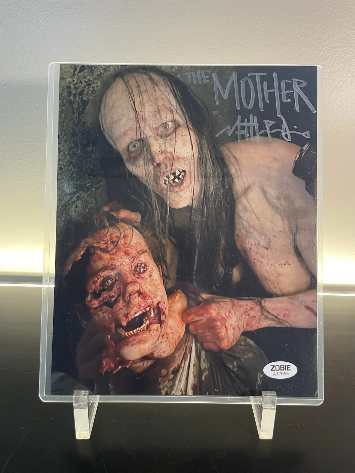 Walking Dead Lot With Sign Photo JSA Certification, image 3