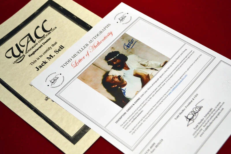 Richard CHEECH Marin, TOMMY CHONG — CHEECH & CHONG Signed AUTOGRAPH Color PHOTO Picture, FRAME, Plaque, Smoke DVD, image 3
