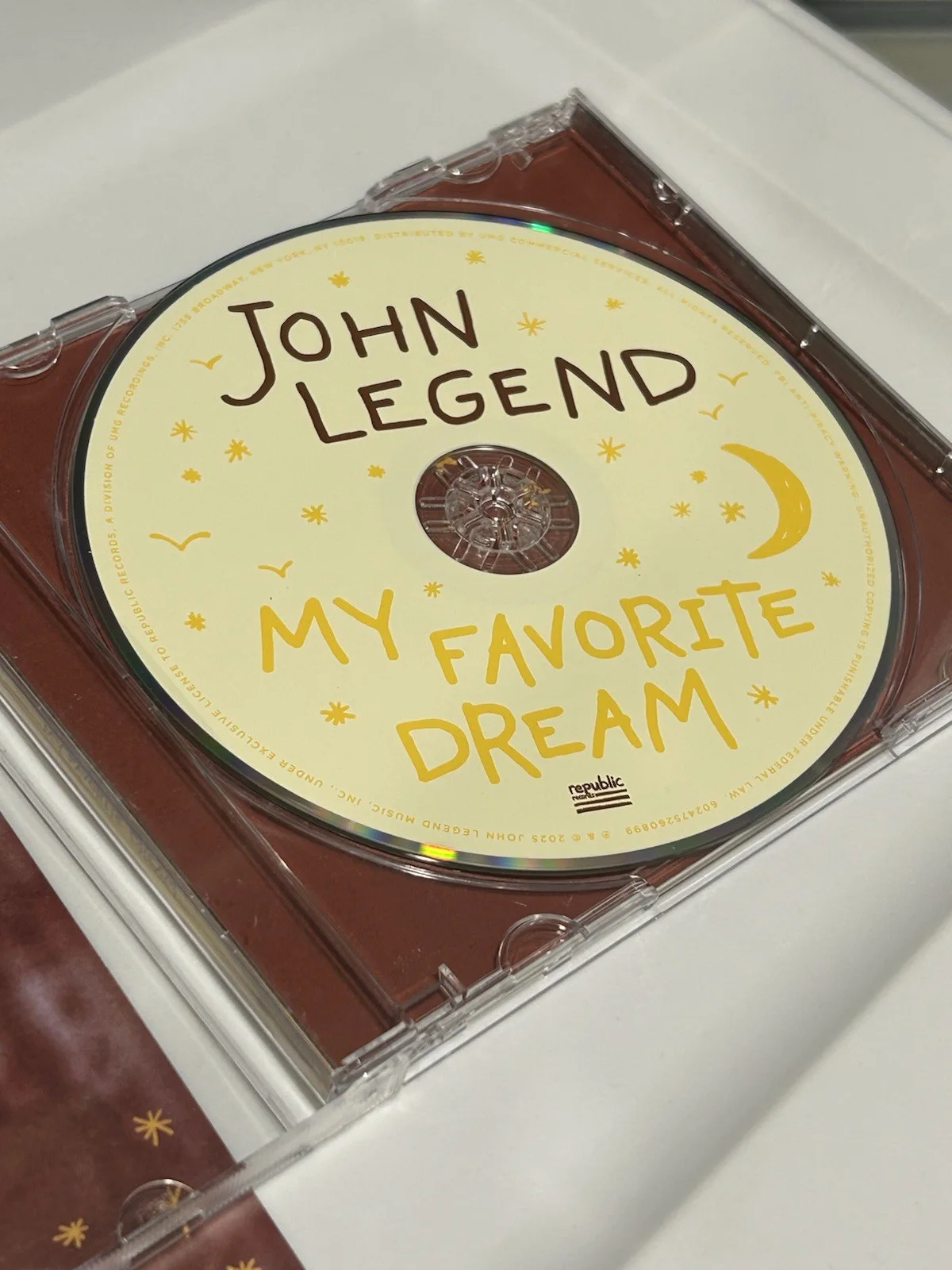 SIGNED John Legend Cd “My Favorite Dream” Cd Autographed, image 2