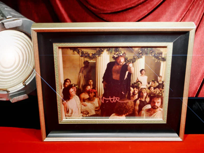 VAL KILMER — VAL KILMER Signed Rare ALEXANDER Autograph, Frame, COA, UACC RD#228, DVD, image 2