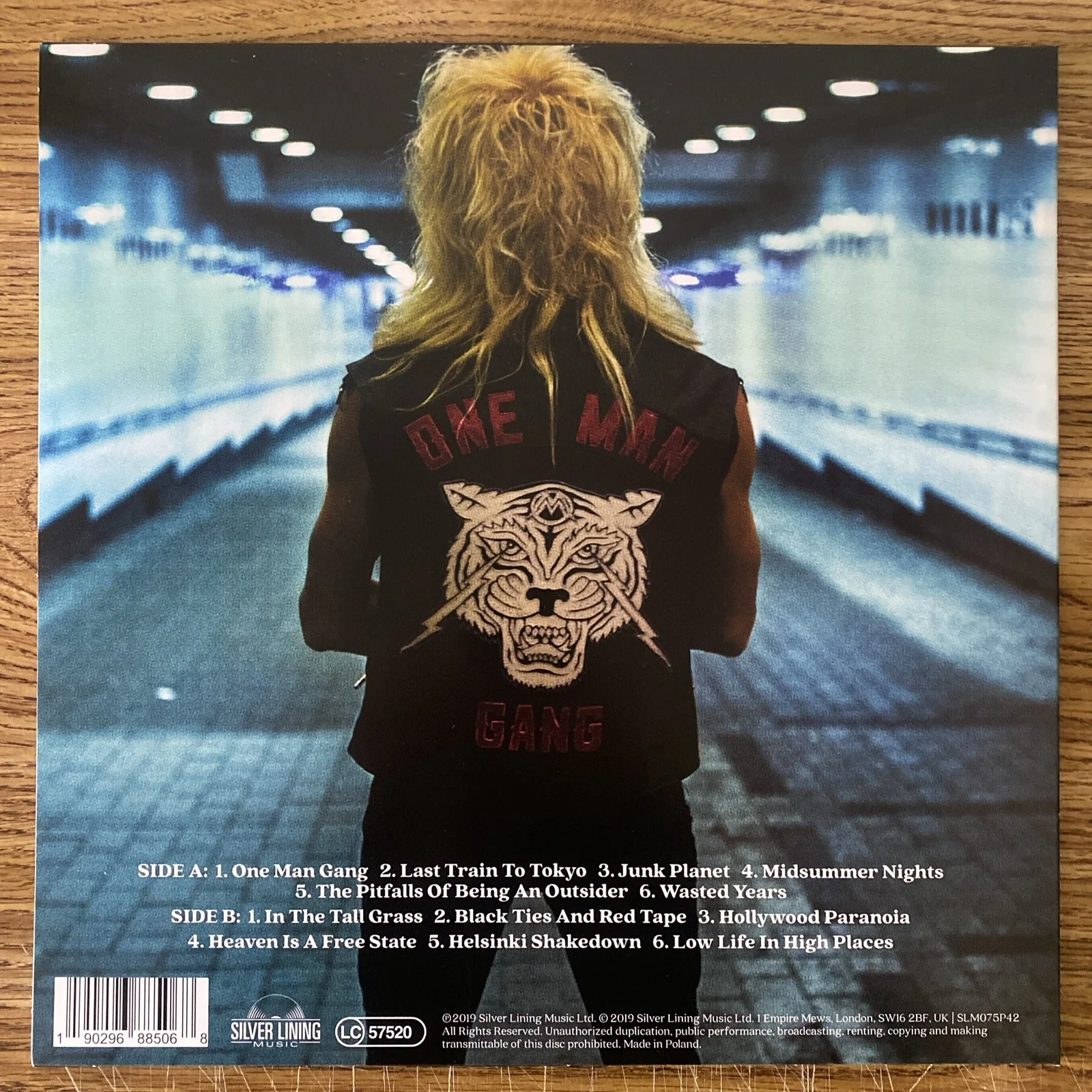 Michael Monroe Autographed Vinyl Album ‘One Man Gang’, image 3