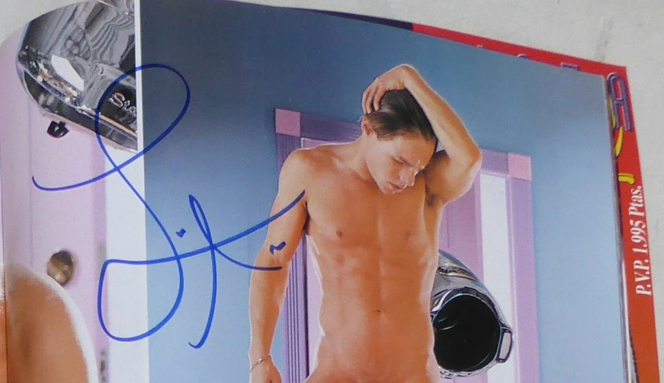 Lisa Ann — Lisa Ann Signed Spanish Video Especial Magazine BAS COA MILF Film Legend Auto'd, image 3