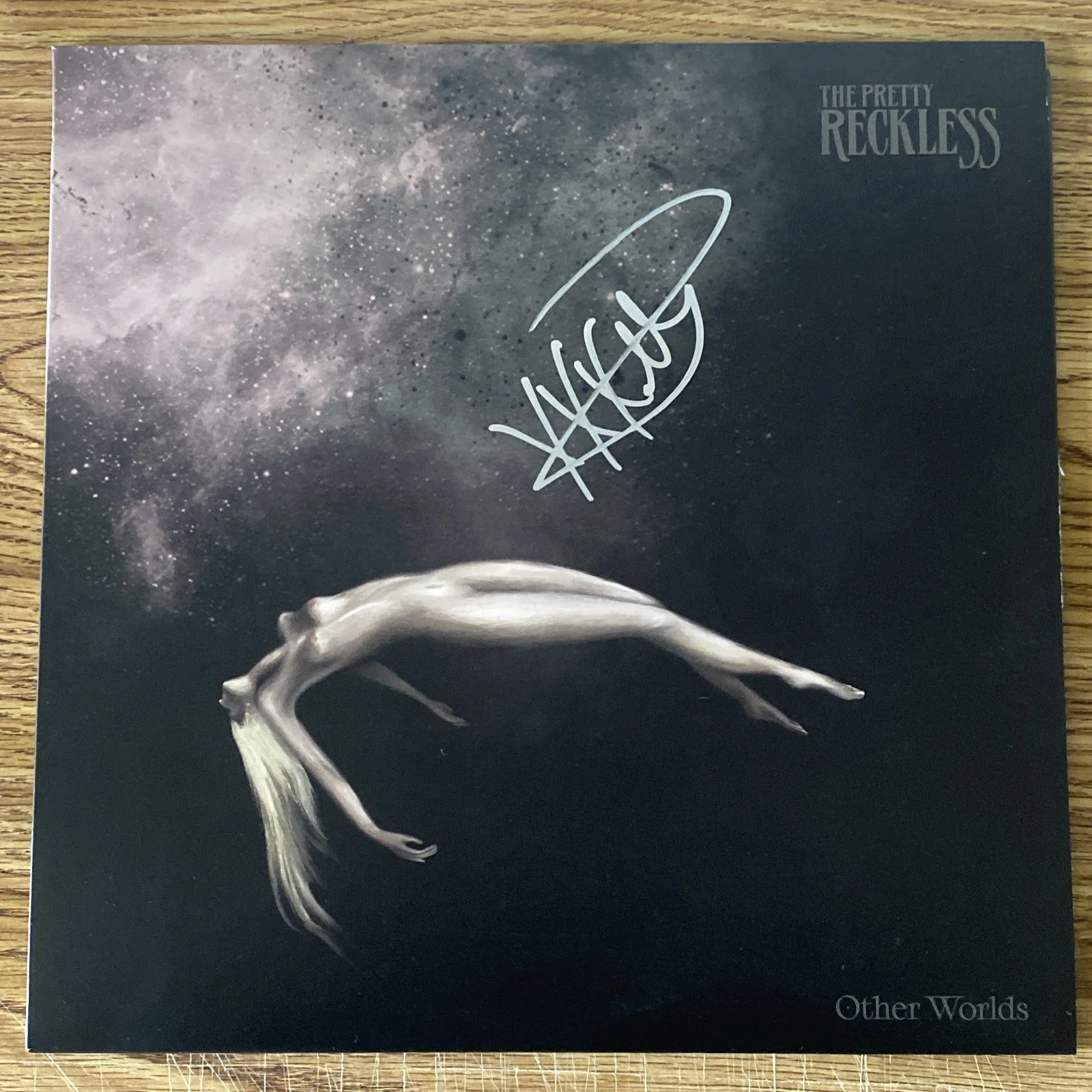 Taylor Momsen — Taylor Momsen Aurographed Vinyl Album The Pretty Reckless ‘Other Worlds’