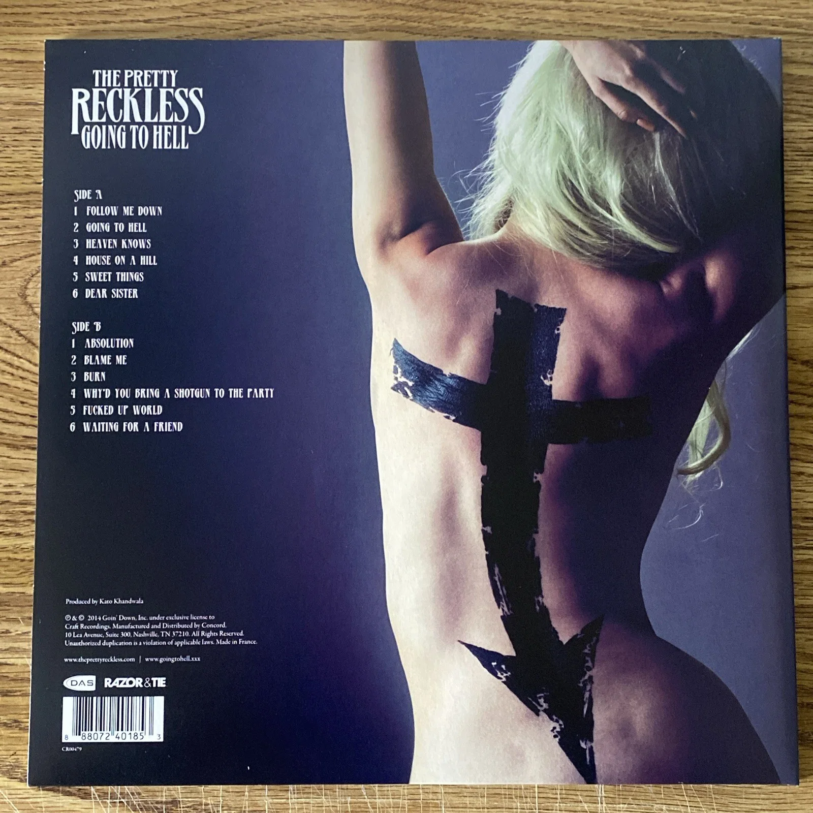 Taylor Momsen — Taylor Momsen Aurographed Vinyl Album The Pretty Reckless ‘Going To Hell’, изображение 3