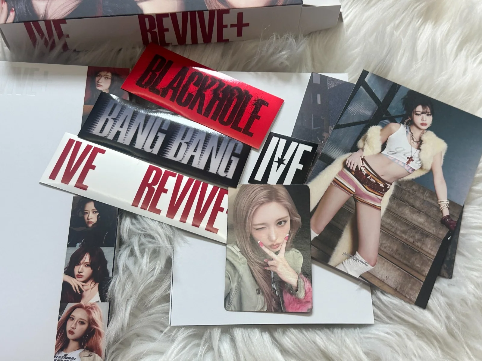 IVE [REVIVE+] - ALL MEMBER Autograph(Signed) PROMO ALBUM KPOP, изображение 4
