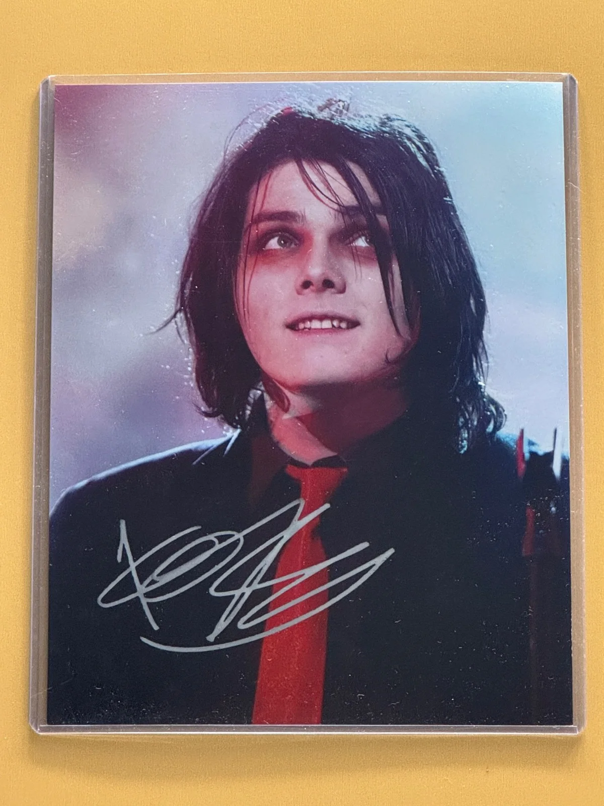 GERARD WAY — SIGNED MY CHEMICAL ROMANCE Gerard Way Photo with COA - Slipcover - Ships FREE