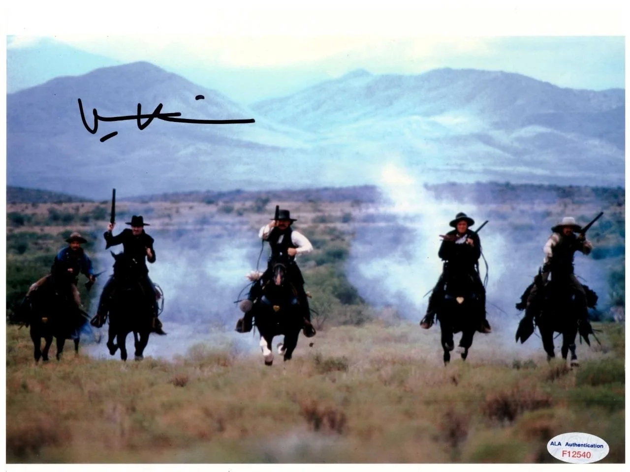 VAL KILMER — VAL KILMER Signed 8x10 Photo Tombstone Movie ALA F12540