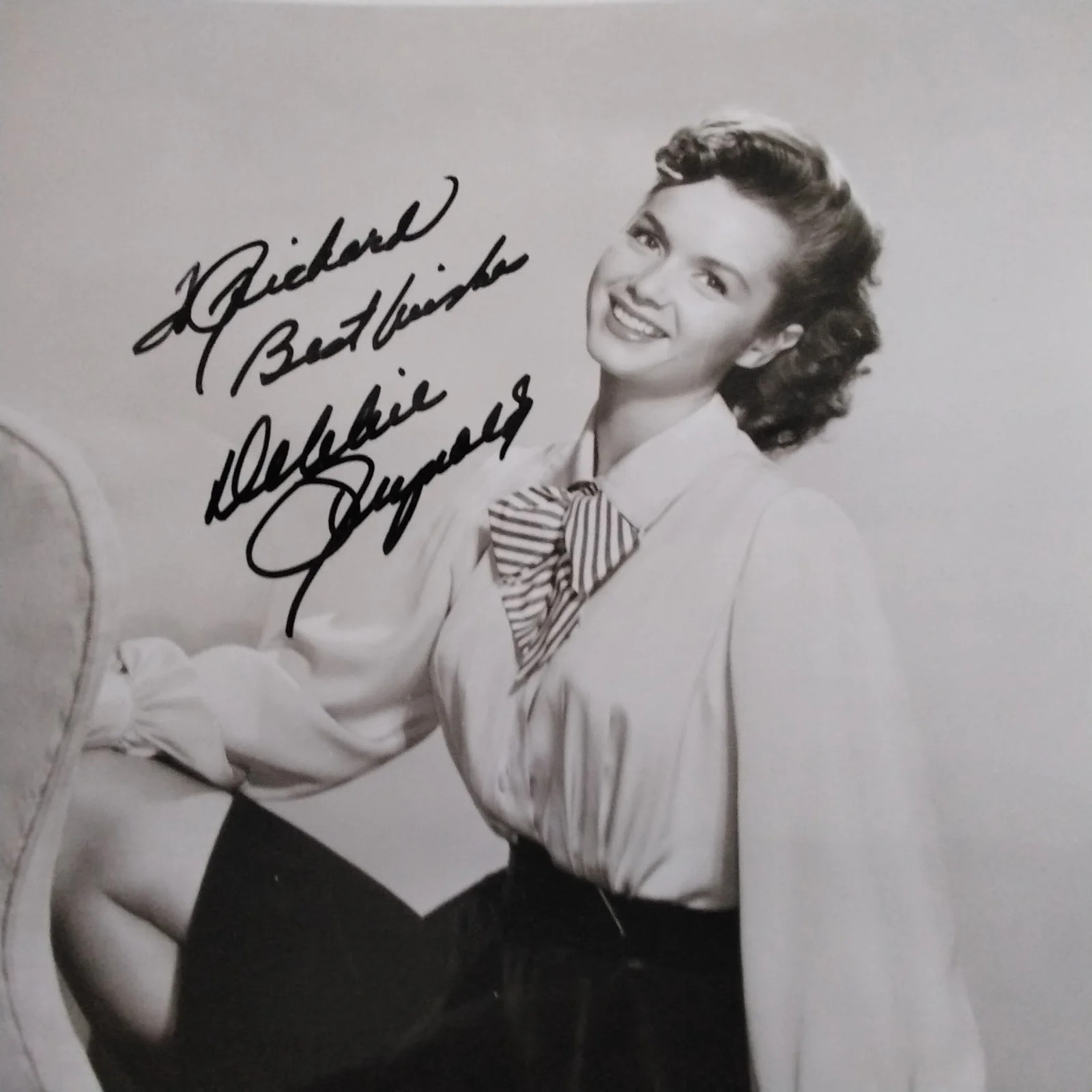 Debbie Reynolds SIGNED Photo MGM Film Actress Singing in the Rain Tammy In & Out, изображение 3
