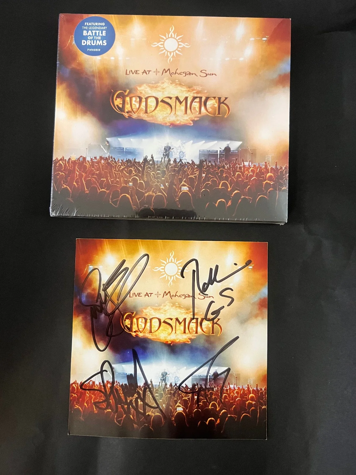 Godsmack Live At The Mohegan Sun Band Signed Art Card with CD Blu-Ray, image 3