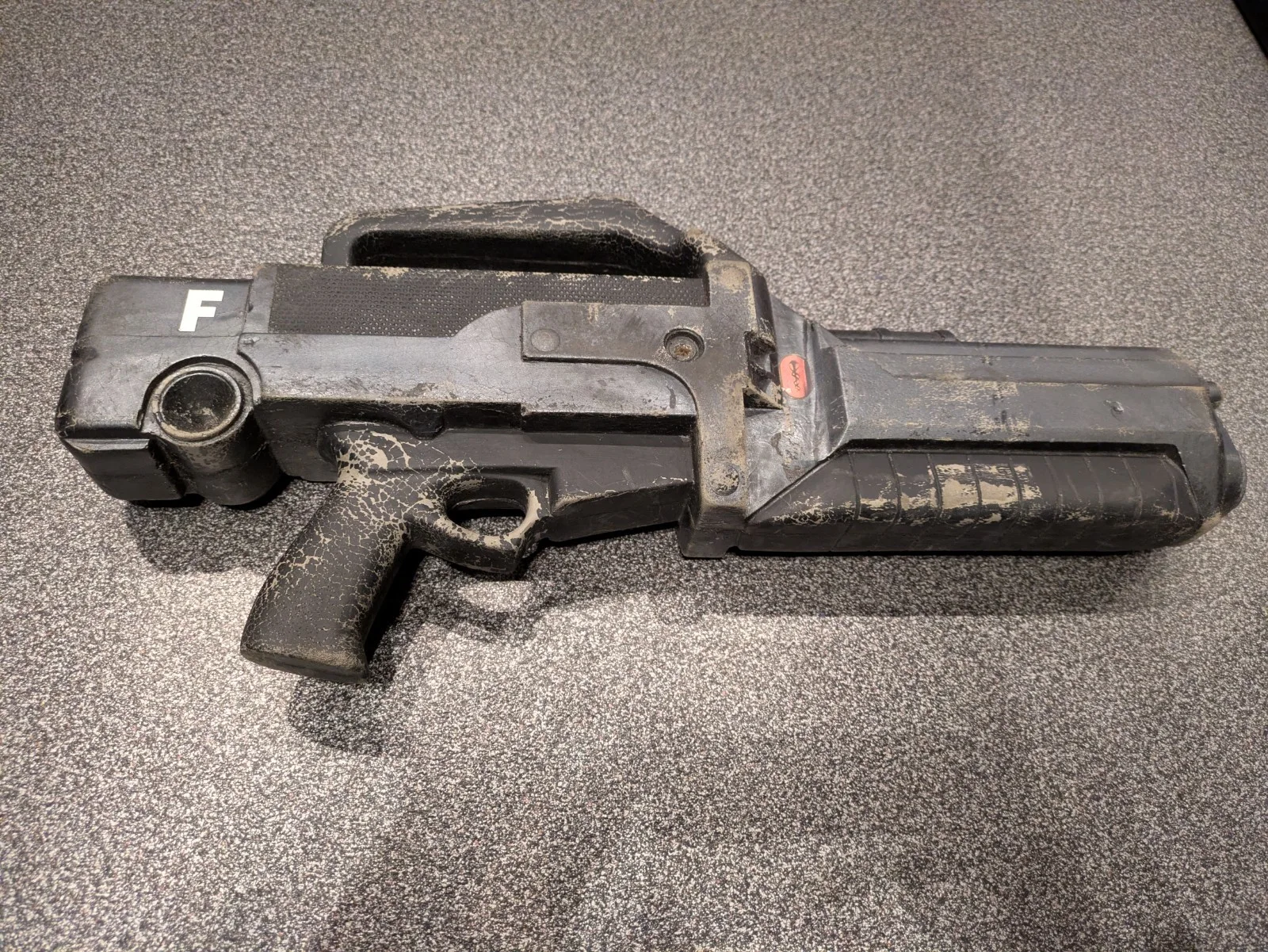 Space truckers Original Screen Used Prop Rifle, image 4
