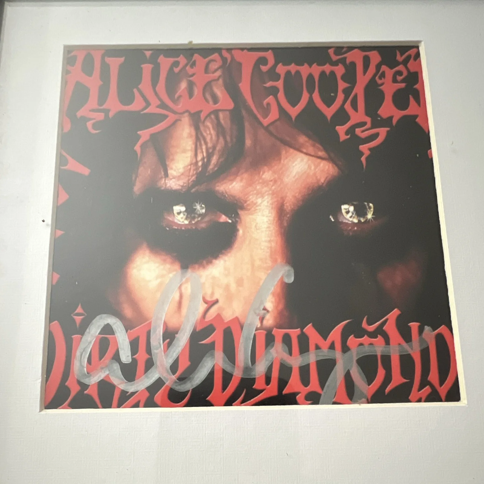 Alice Cooper Dirty Diamonds Original Music CD & Signed Booklet Collectible, image 2