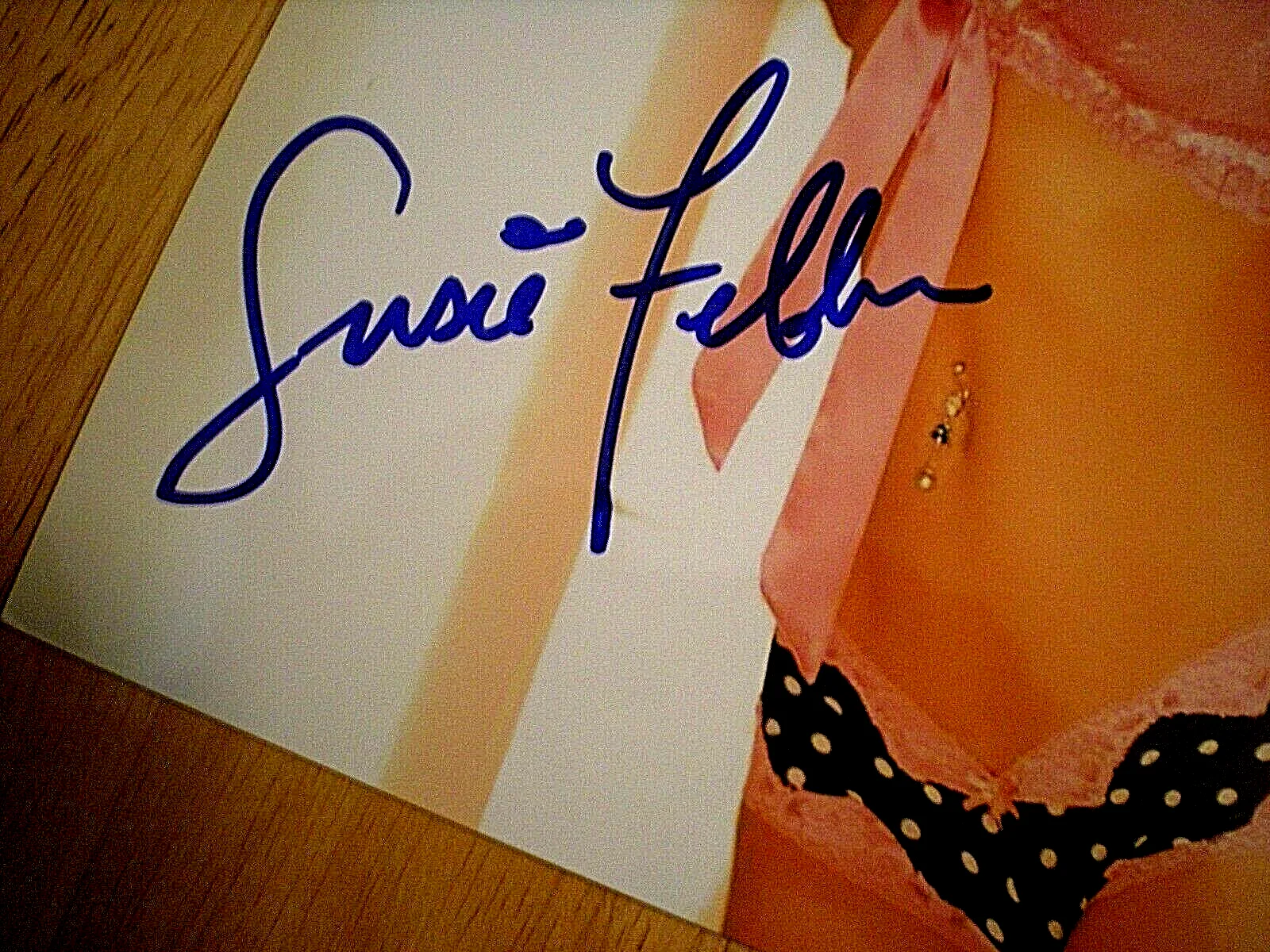 SUSIE FELDMAN — SUSIE FELDMAN HAND SIGNED PHOTO VERY SEXY- MODEL PLAYBOY COREY FELDMAN 8X10, изображение 2