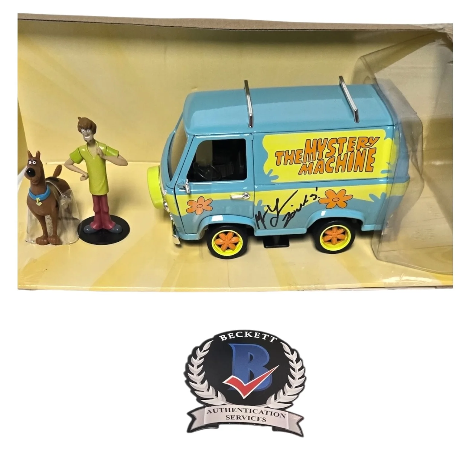 MATTHEW LILLARD — MATTHEW LILLARD SIGNED SCOOBY-DOO MYSTERY MACHINE VAN BECKETT BAS, image 2