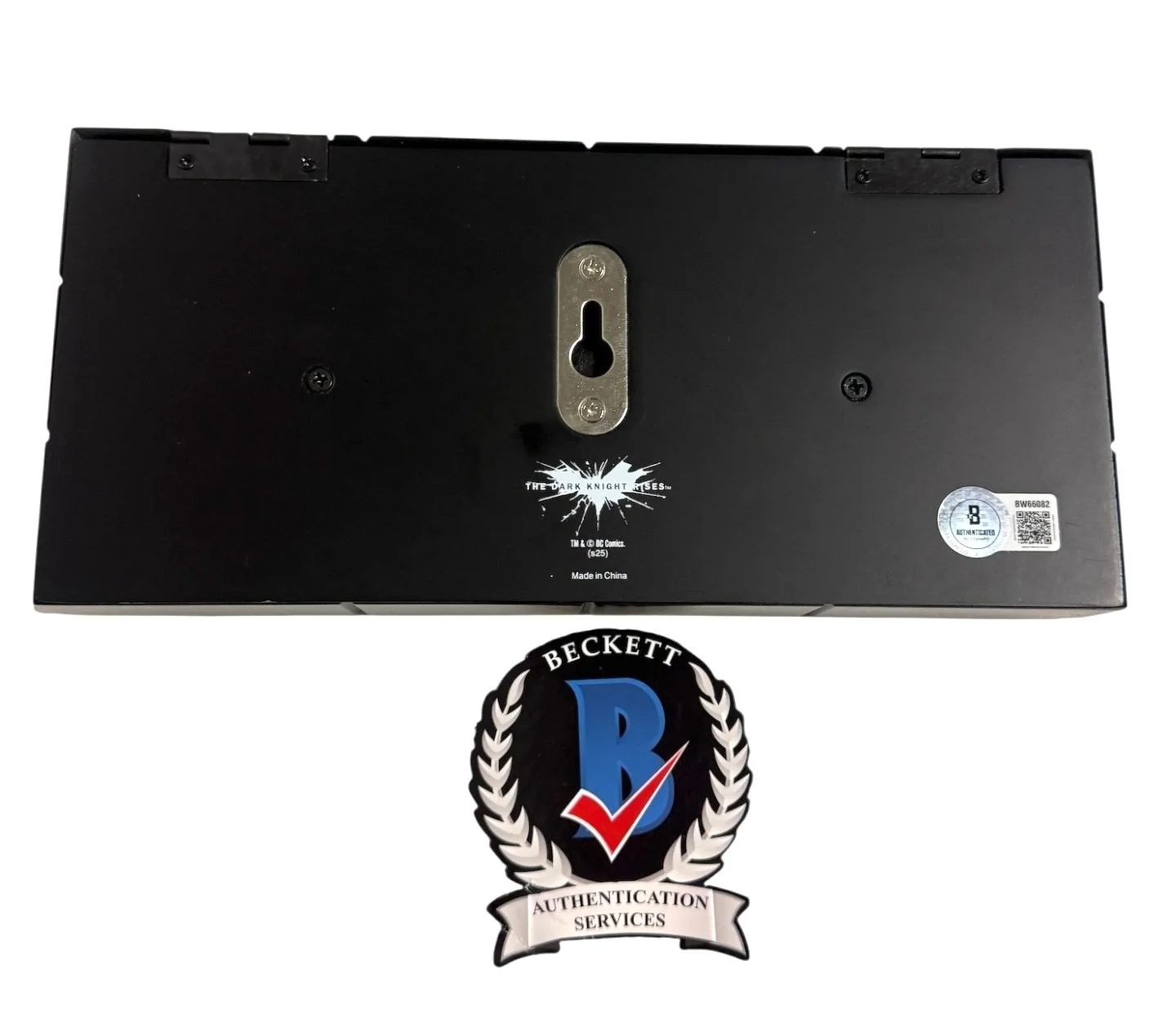 CHRISTIAN BALE — CHRISTIAN BALE SIGNED AUTOGRAPH NOBLE COLLECTION BATARANG THE DARK KNIGHT BAS, изображение 4