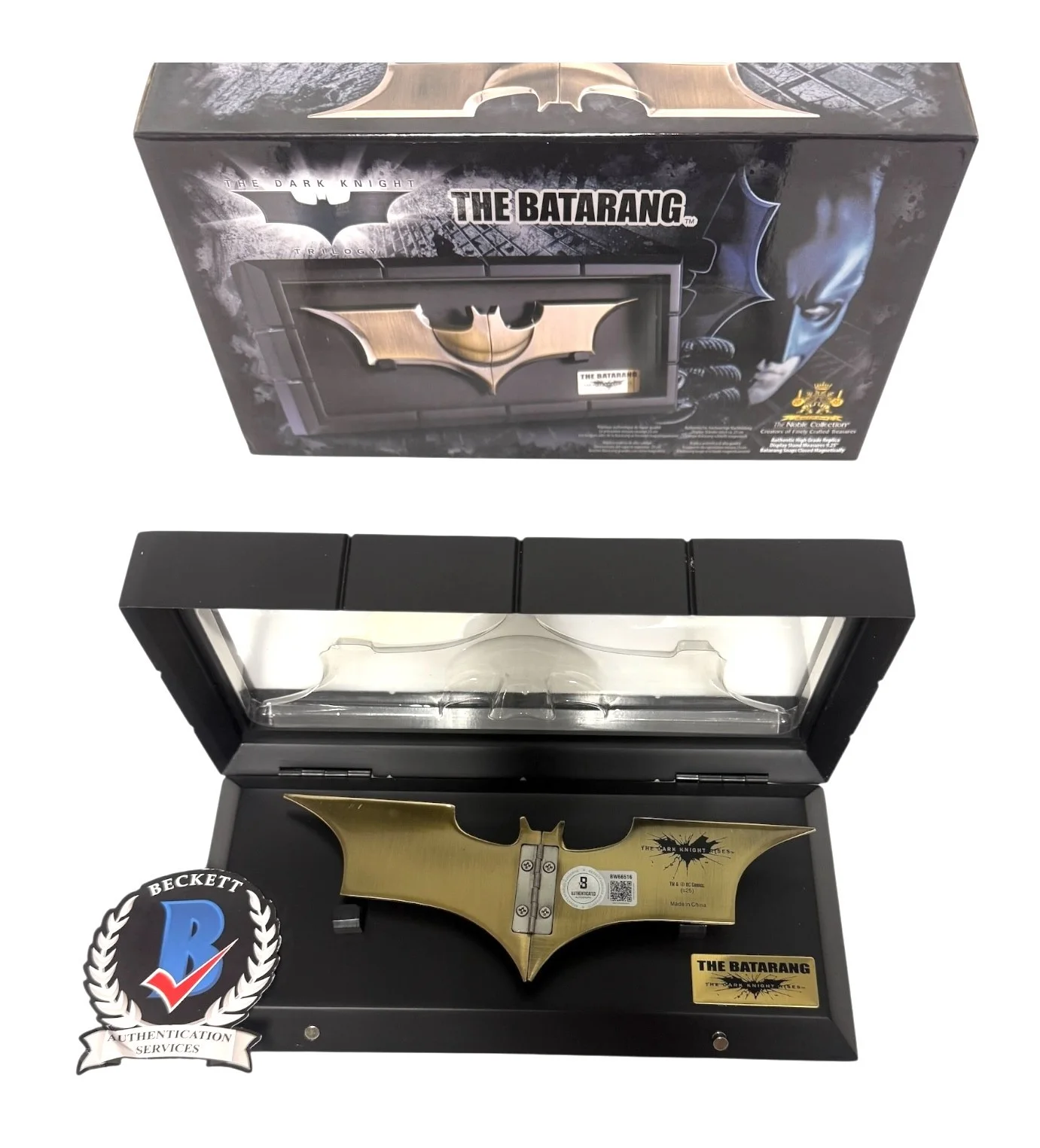 CHRISTIAN BALE — CHRISTIAN BALE SIGNED AUTOGRAPH NOBLE COLLECTION BATARANG THE DARK KNIGHT BAS, изображение 4