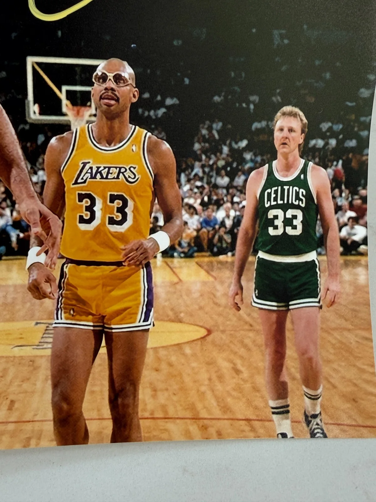 Chevy Chase — Chevy Chase Autographed Fletch Lakers 11x14 Photo w/ Magic & Bird ASI Proof, изображение 5