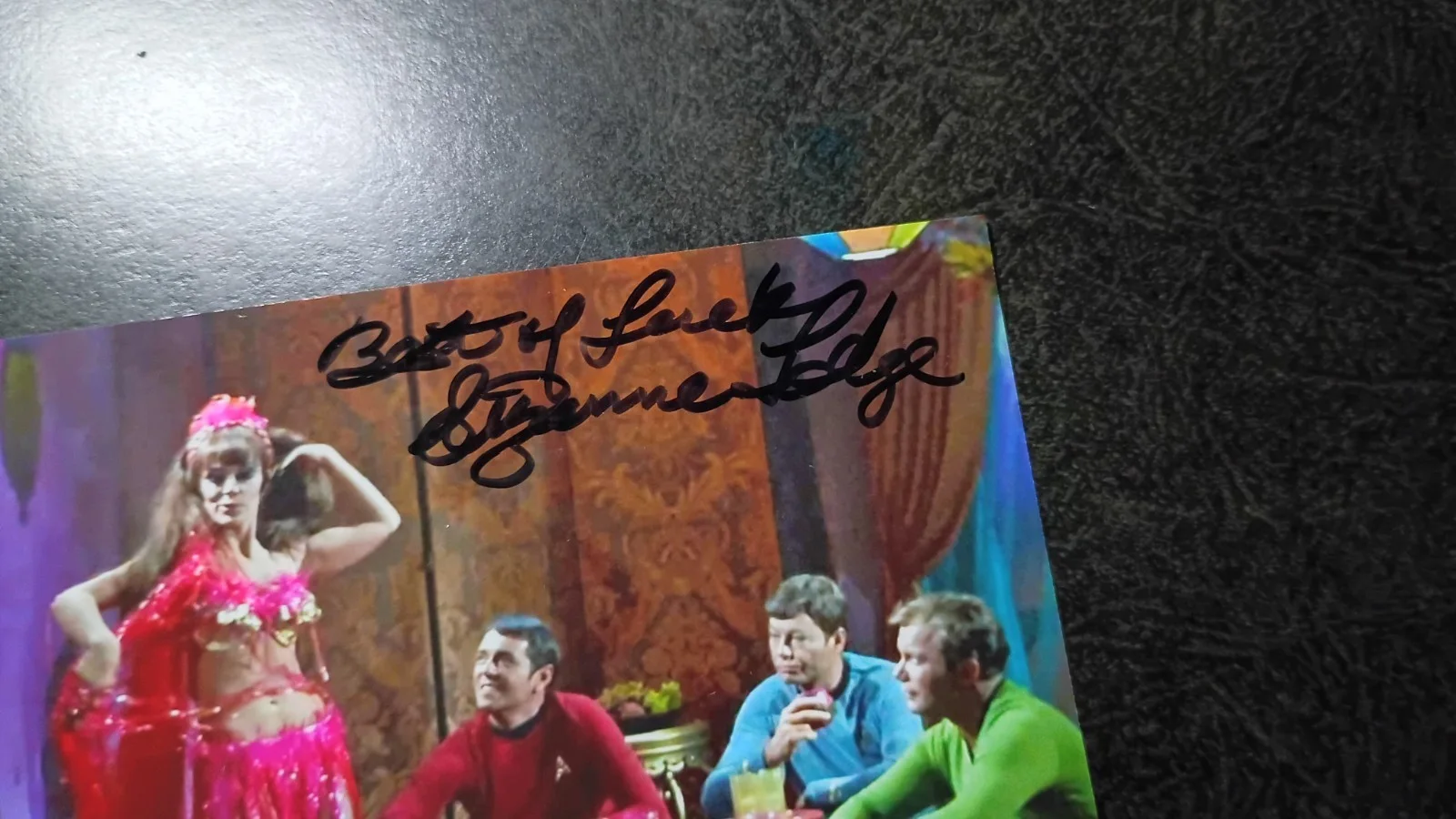 SUZANNE LODGE As SERVING GIRL Hand Signed Autograph 4X6 Photo - STAR TREK, изображение 2