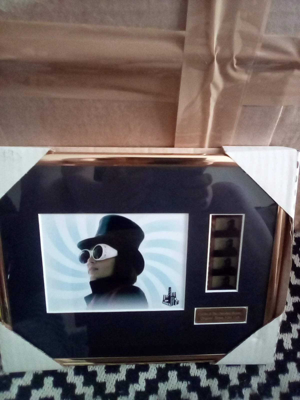 Johnny Depp Charlie & the Chocolate Factory Original 35mm Film Cell Gold Frame, изображение 3