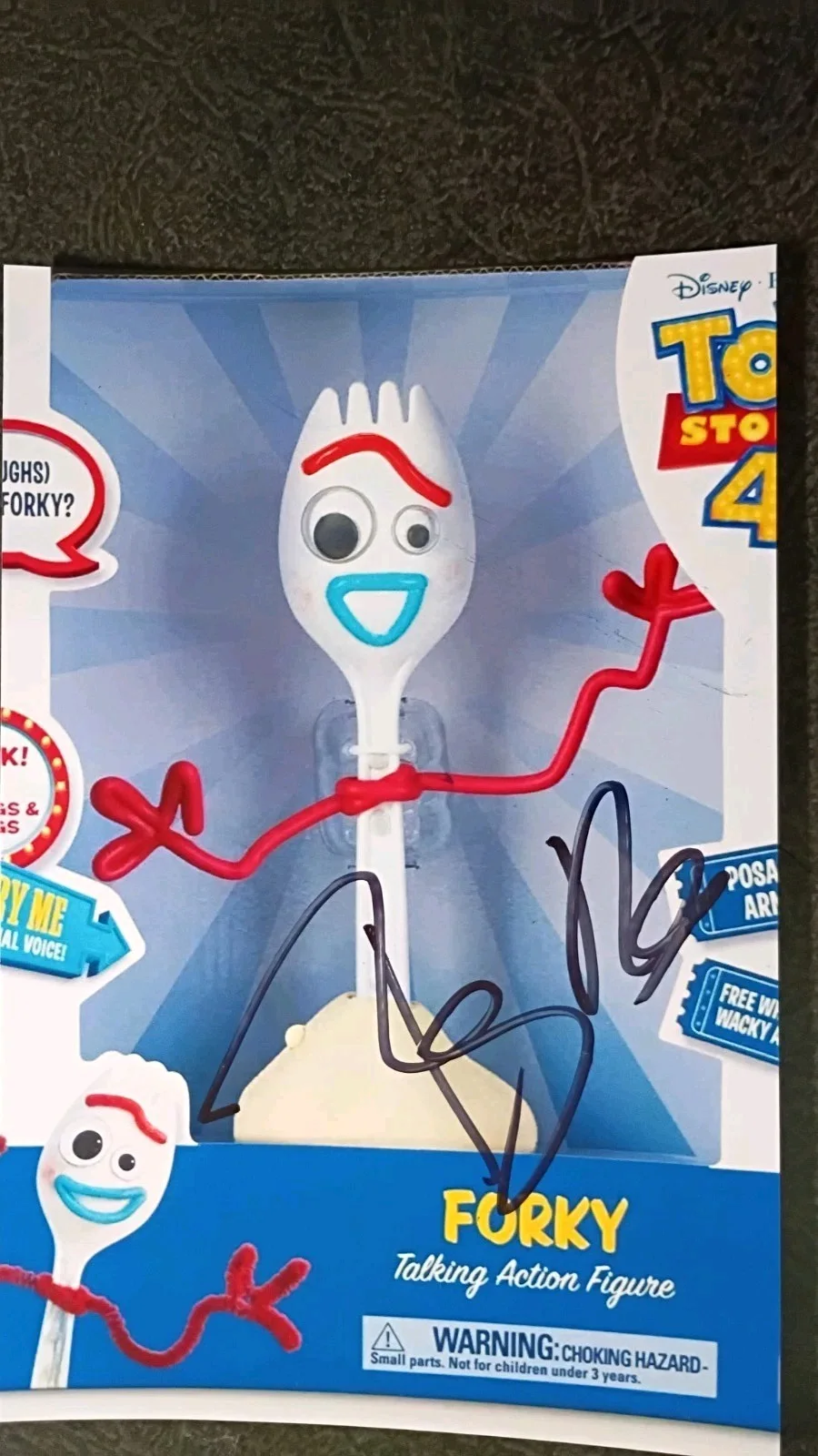 TONY HALE — TONY HALE Hand Signed Autograph 4X6 Photo - VOICE OF FORKY - TOY STORY 4