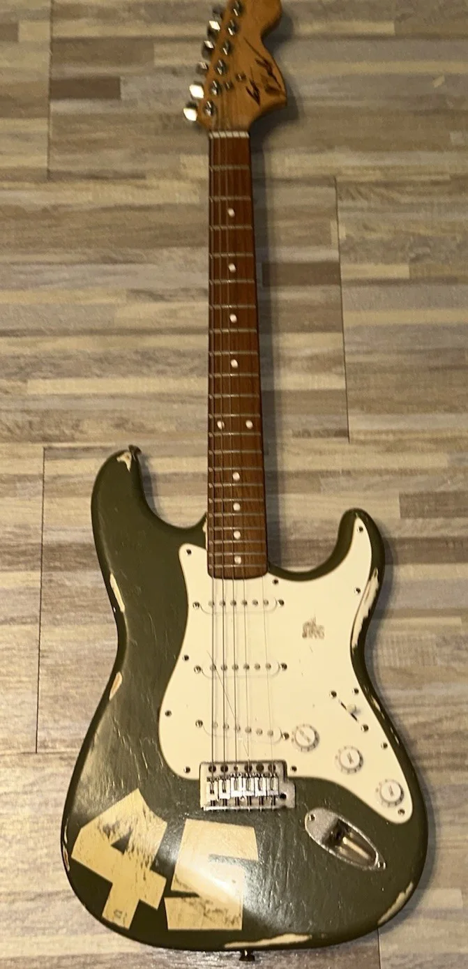 Scott McCaughey Signed Electric Guitar R.E.M. Autograph Indie Rock Memorabilia, изображение 2
